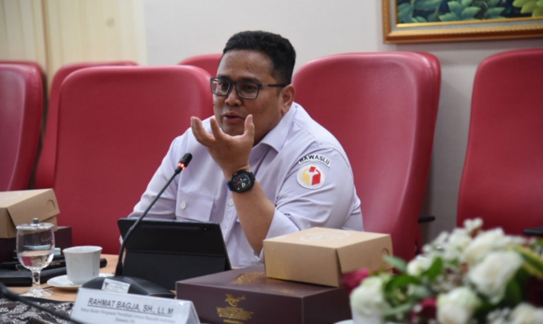 Menguatkan Demokrasi: Bawaslu Usul Putusan Mengikat, KPU Soroti Beban Pemilu Serentak