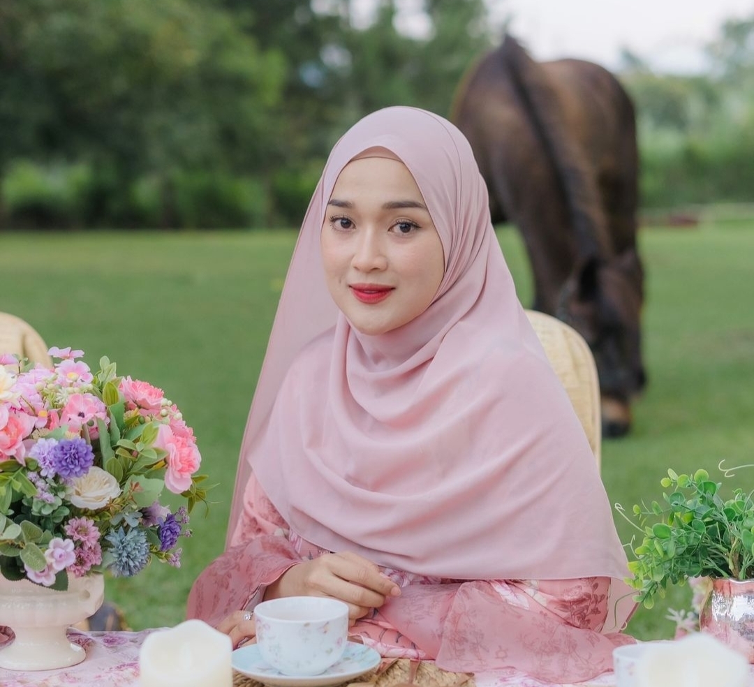 Udah Move On Nih, Ririe Fairus Ikut Bahagia Atas Pernikahan Nissa dan Ayus Sabyan