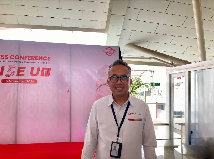 Catat Kenaikan Penumpang, LRT Jakarta Targetkan 50 Ribu Penumpang Perhari pada 2027