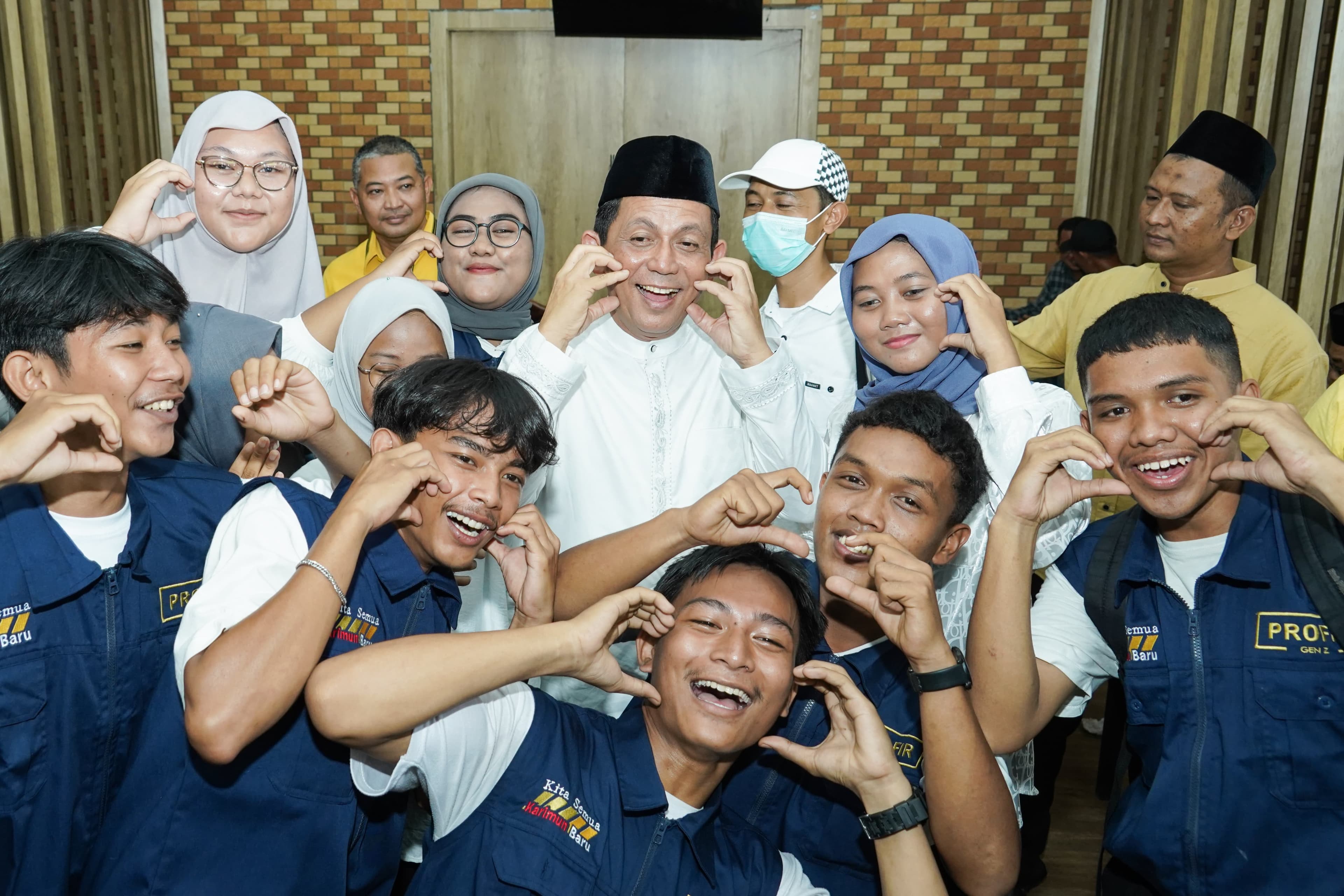 Peduli Milenial, Ansar Ahmad Tingkatkan Kualitas Generasi Muda Kepri