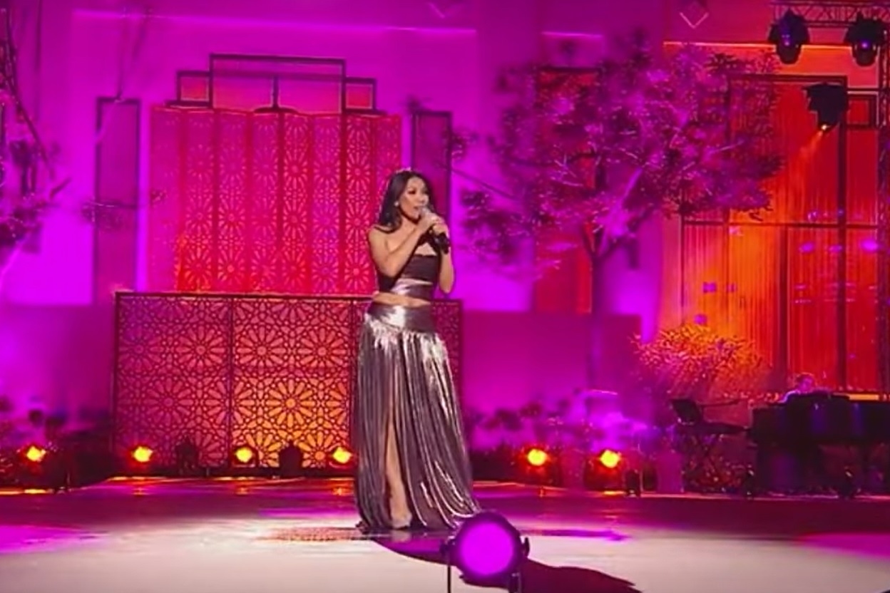 Bernyanyi Gunakan Bahasa Arab, Anggun Tuai Pujian