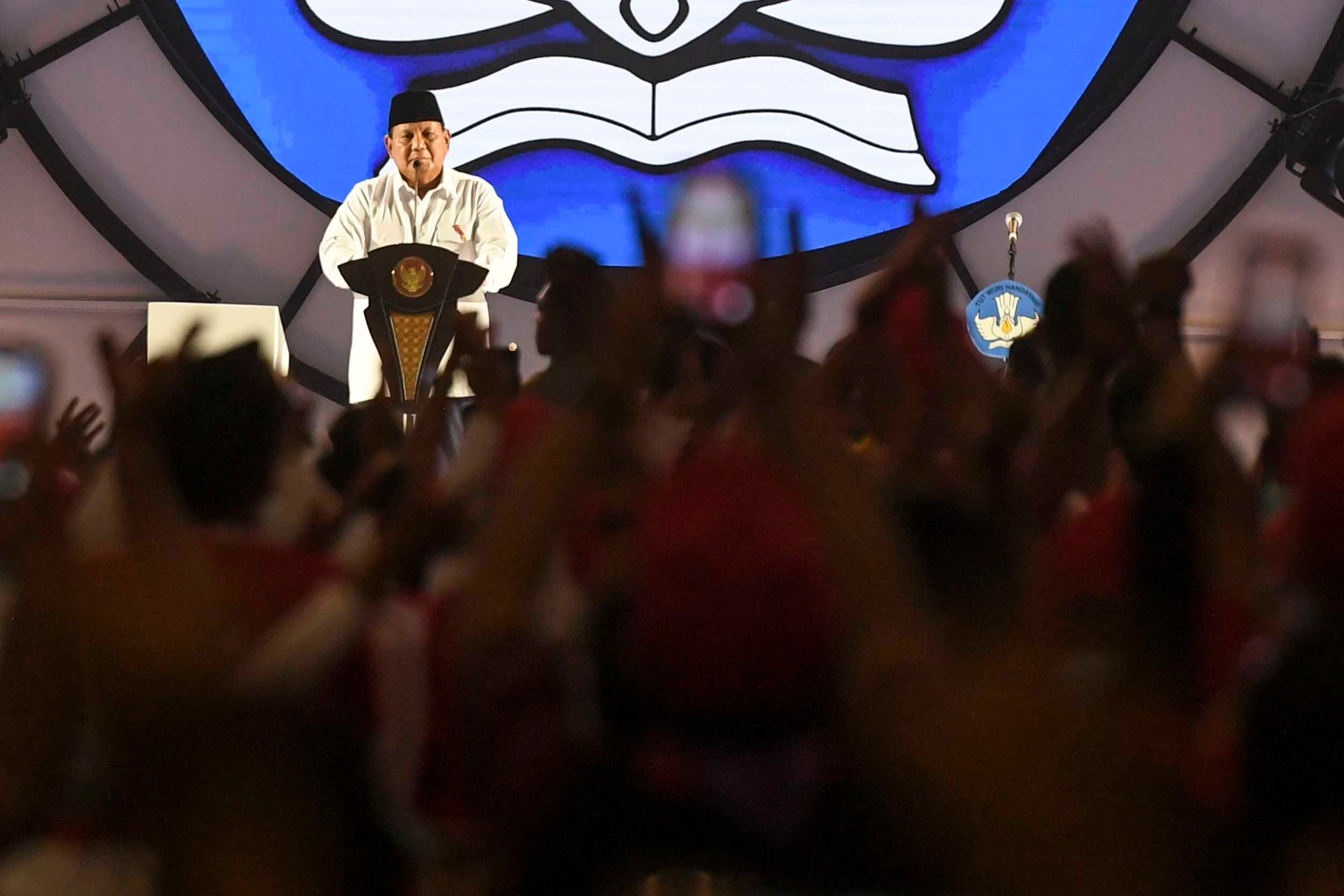 Pakar Apresiasi Kebijakan Prabowo Naikkan Gaji Guru: Bukti Keberpihakan