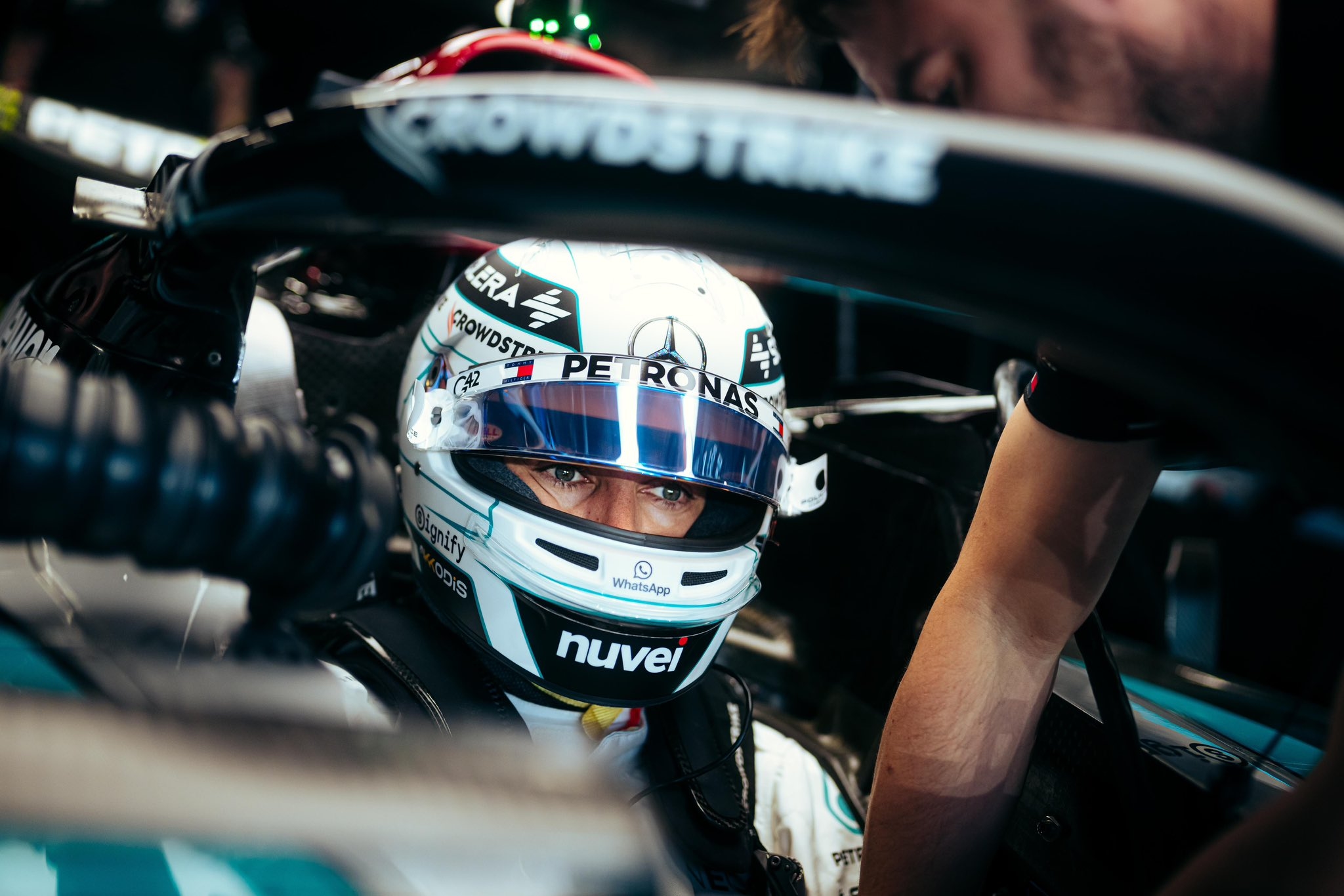 F1 GP Qatar: George Russell Optimistis Menangi Sprint, Lewis Hamilton Mengaku Lambat