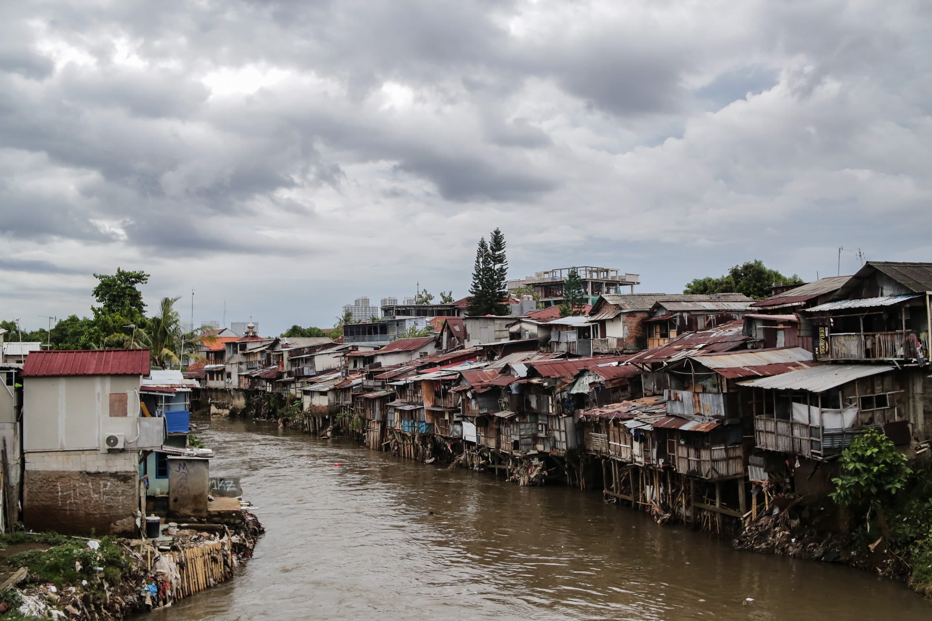 Banjir Masih Terus Menghantui, Normalisasi Kali Ciliwung Harus Terealisasi di 2026