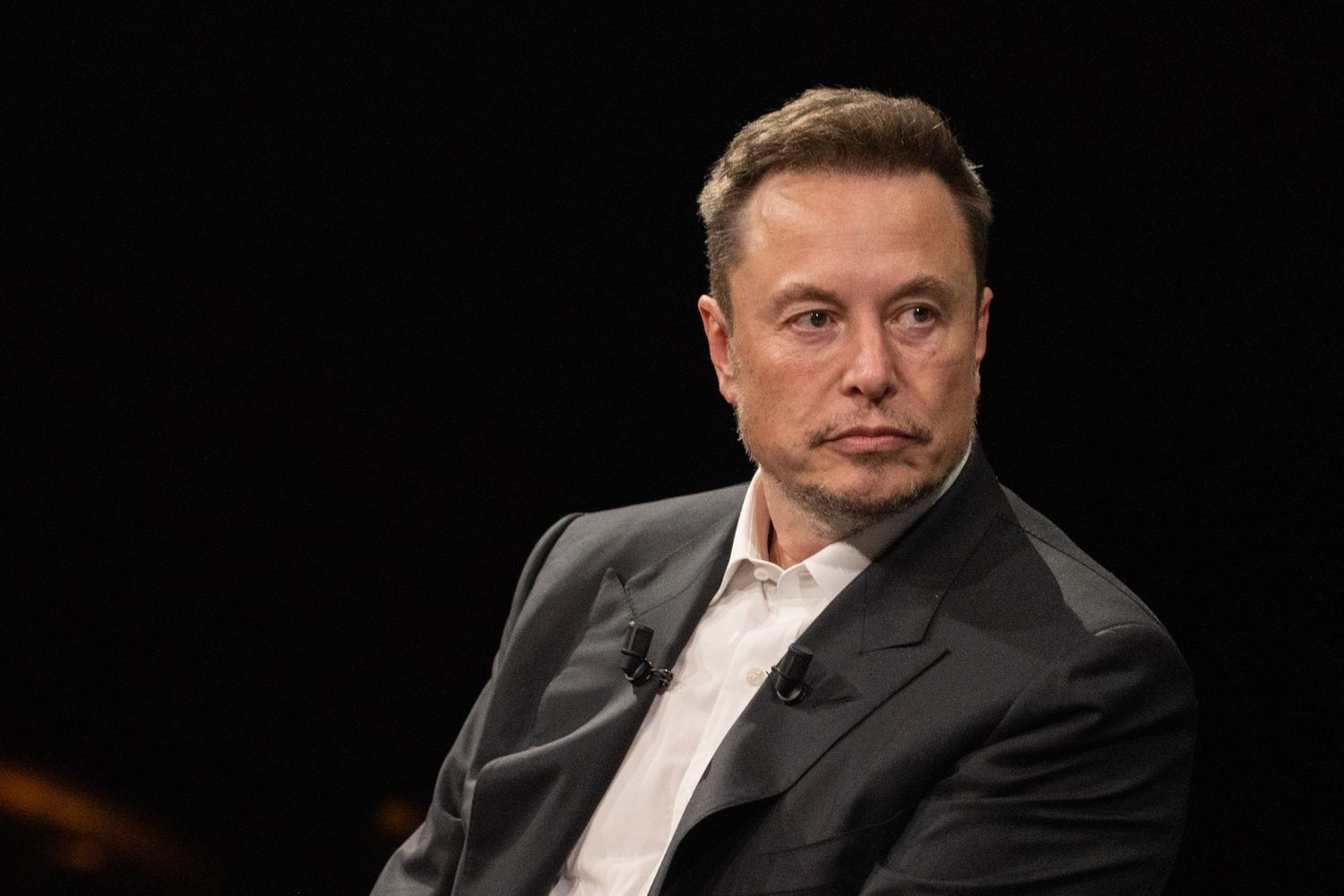CEO Tesla Elon Musk Cetak Sejarah, Kekayaan Tembus Rp12.500 Triliun