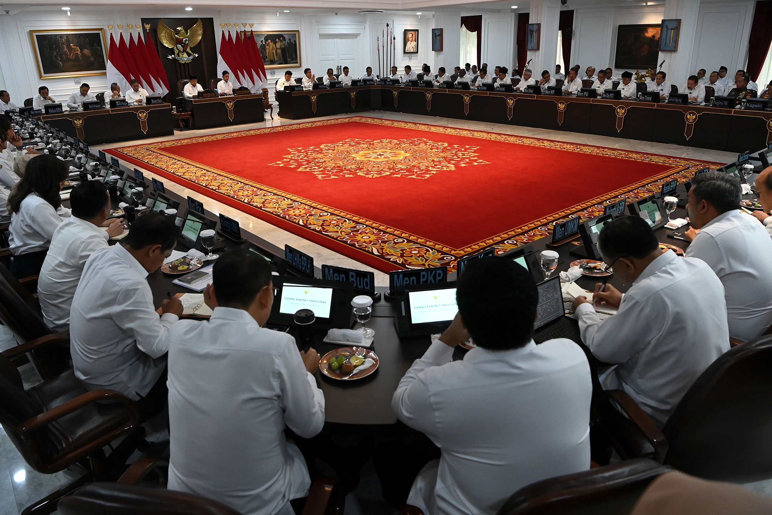 Prabowo Minta Penurunan Tarif Tiket Pesawat 10 Persen Tak Rugikan Industri Penerbangan