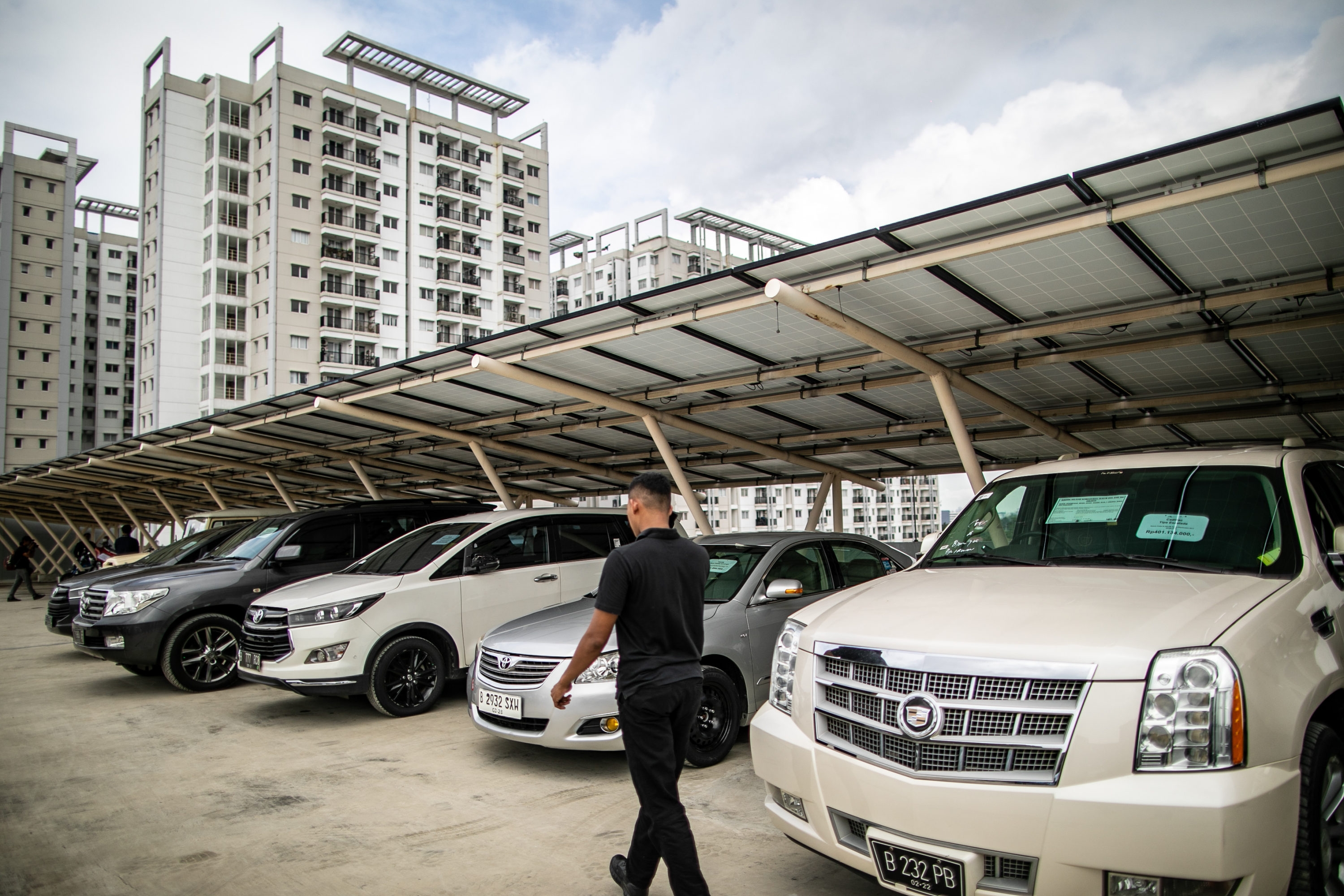 RI Naikkan PPN Barang Mewah ke 12 Persen, Pengamat Bandingkan dengan Vietnam Yang Justru Melonggar