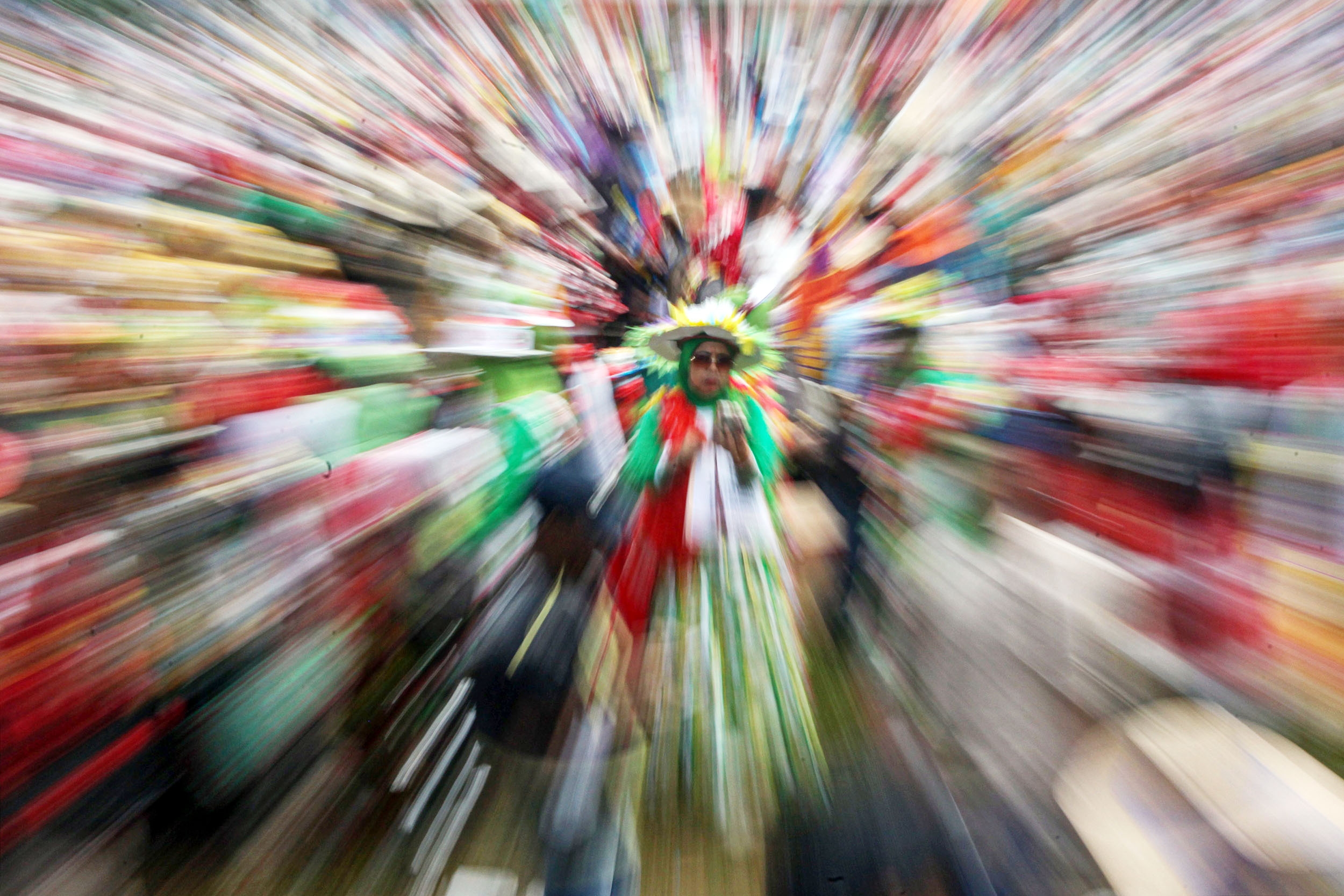 PNM Mekaar Klasterisasi Usaha Daur Ulang di Makassar