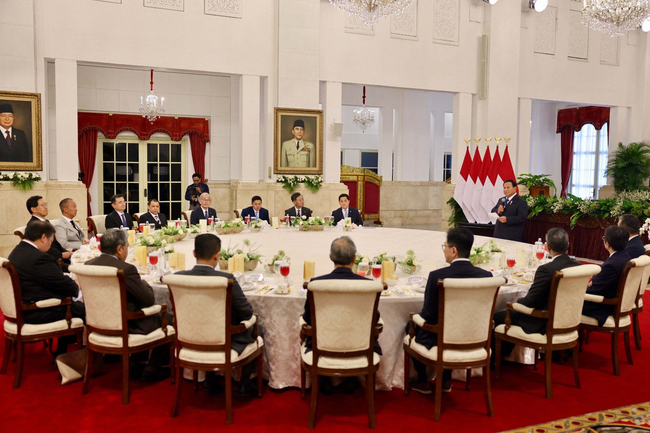 Yakinkan Para Pebisnis Jepang, Prabowo Sebut Pemerintah Indonesia Bersih dan Melayani Rakyat