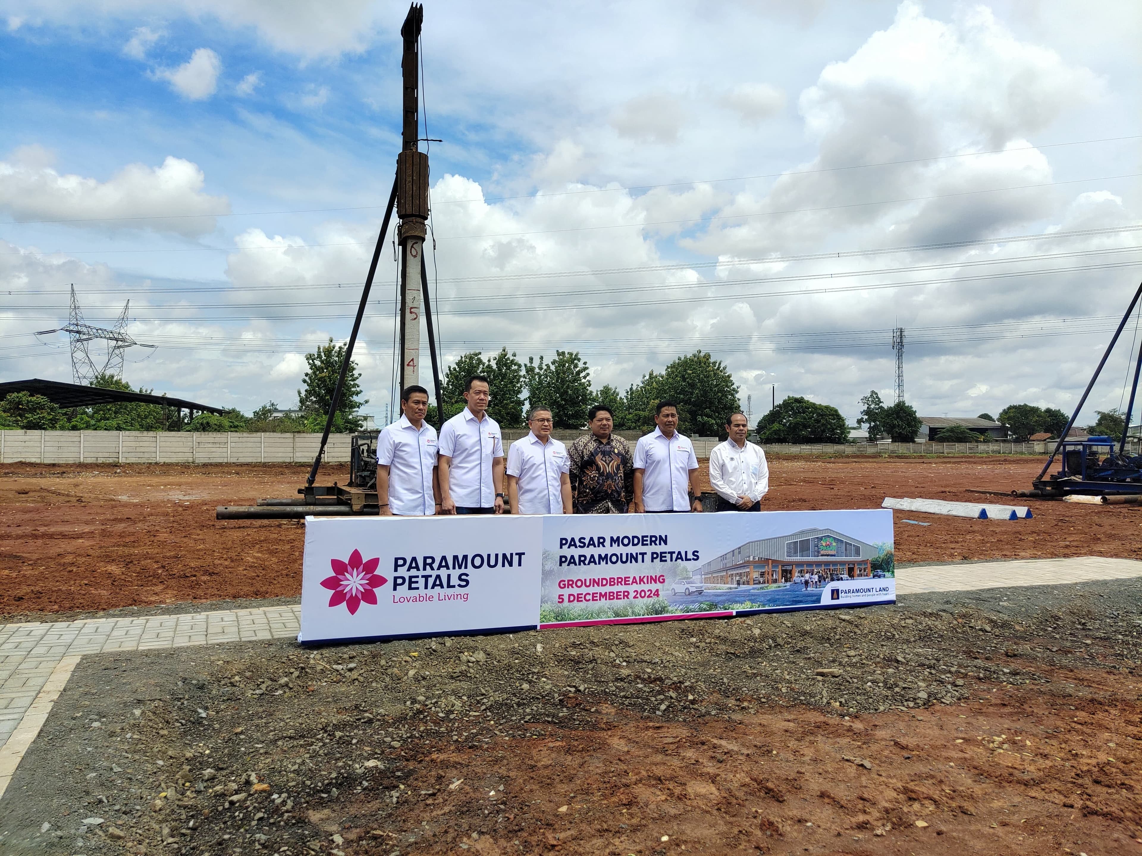 Referensi Hunian Kekinian, Paramount Petals Gelar Groundbreaking ‘Pasar Modern’ dan Opening Ceremony ‘Community Club’