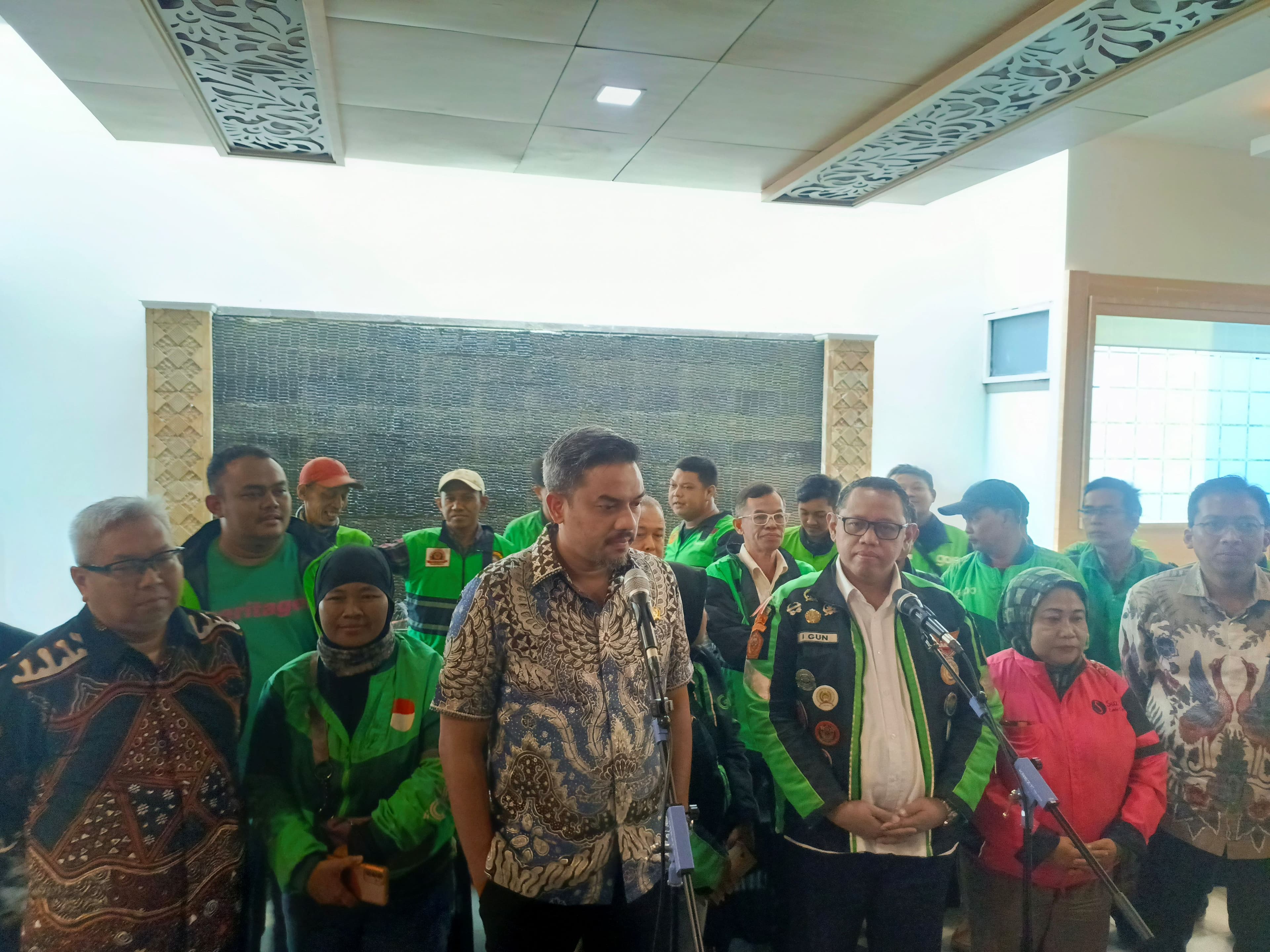 Masuk Usaha Mikro, Menteri Maman Pastikan Ojol Dapat BBM Bersubsidi