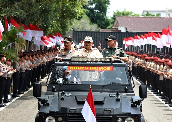 Prabowo Perintahkan Kepolisian Jaga Keamanan Natal dan Tahun Baru dengan Baik
