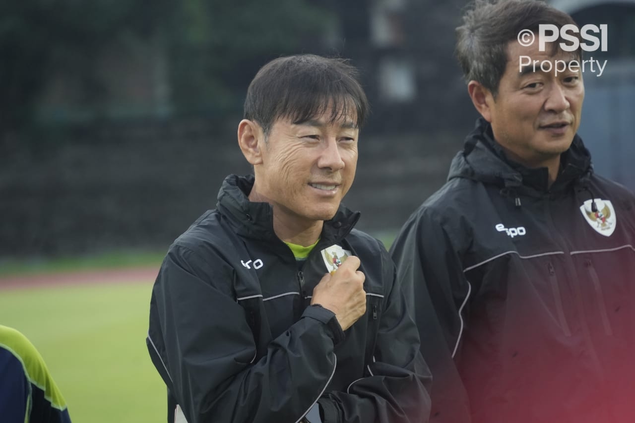 Shin Tae-yong Kenang Momen Manis dengan Pelatih Vietnam: Kami Pernah Juara Bersama!