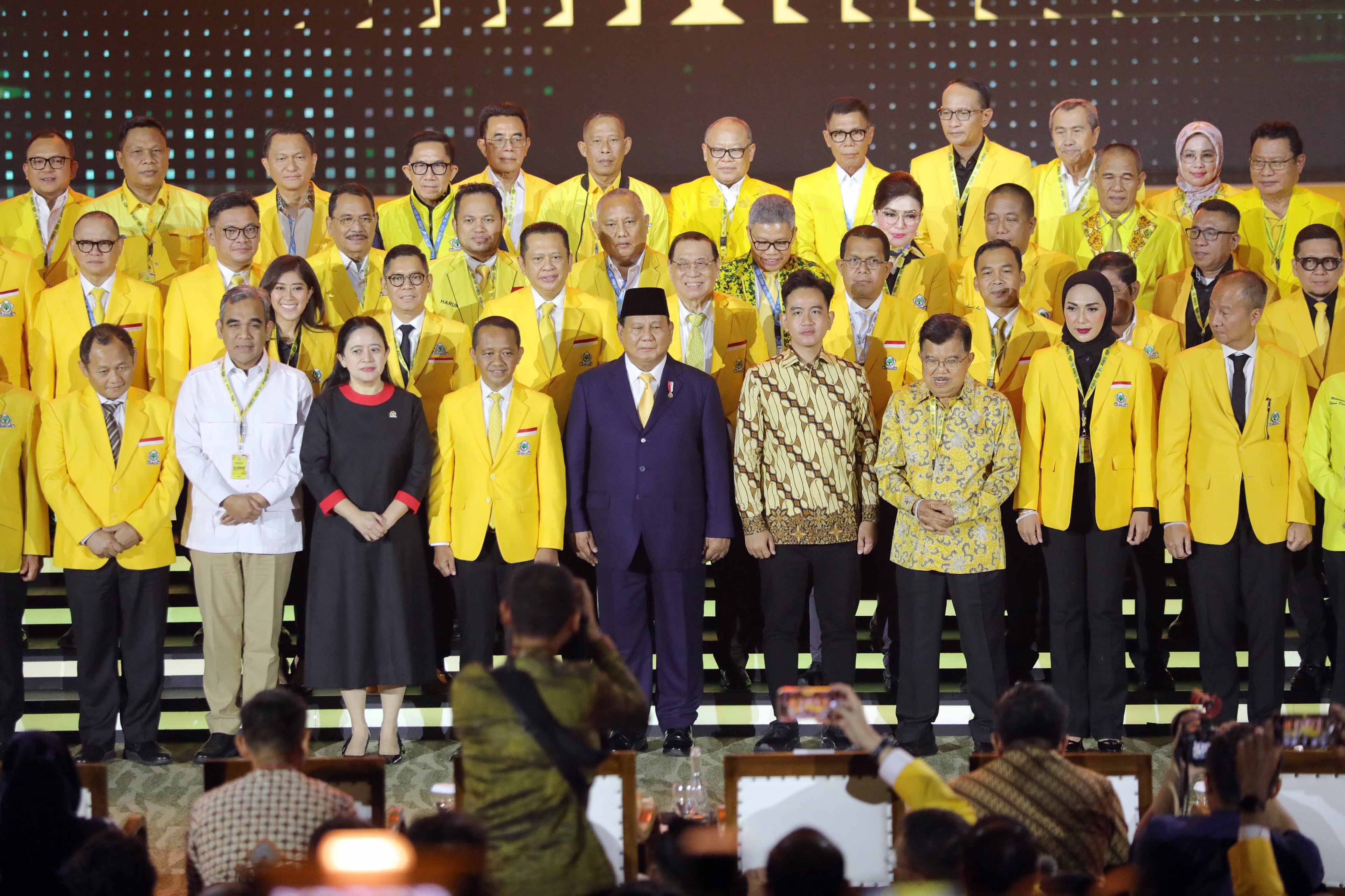 Pujian Prabowo Pertegas Posisi Bahlil Paripurna sebagai Ketua Umum Golkar