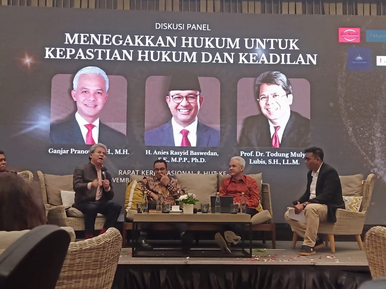 Anies hingga Ganjar Ramaikan HUT ke-39 Ikatan Advokat Indonesia