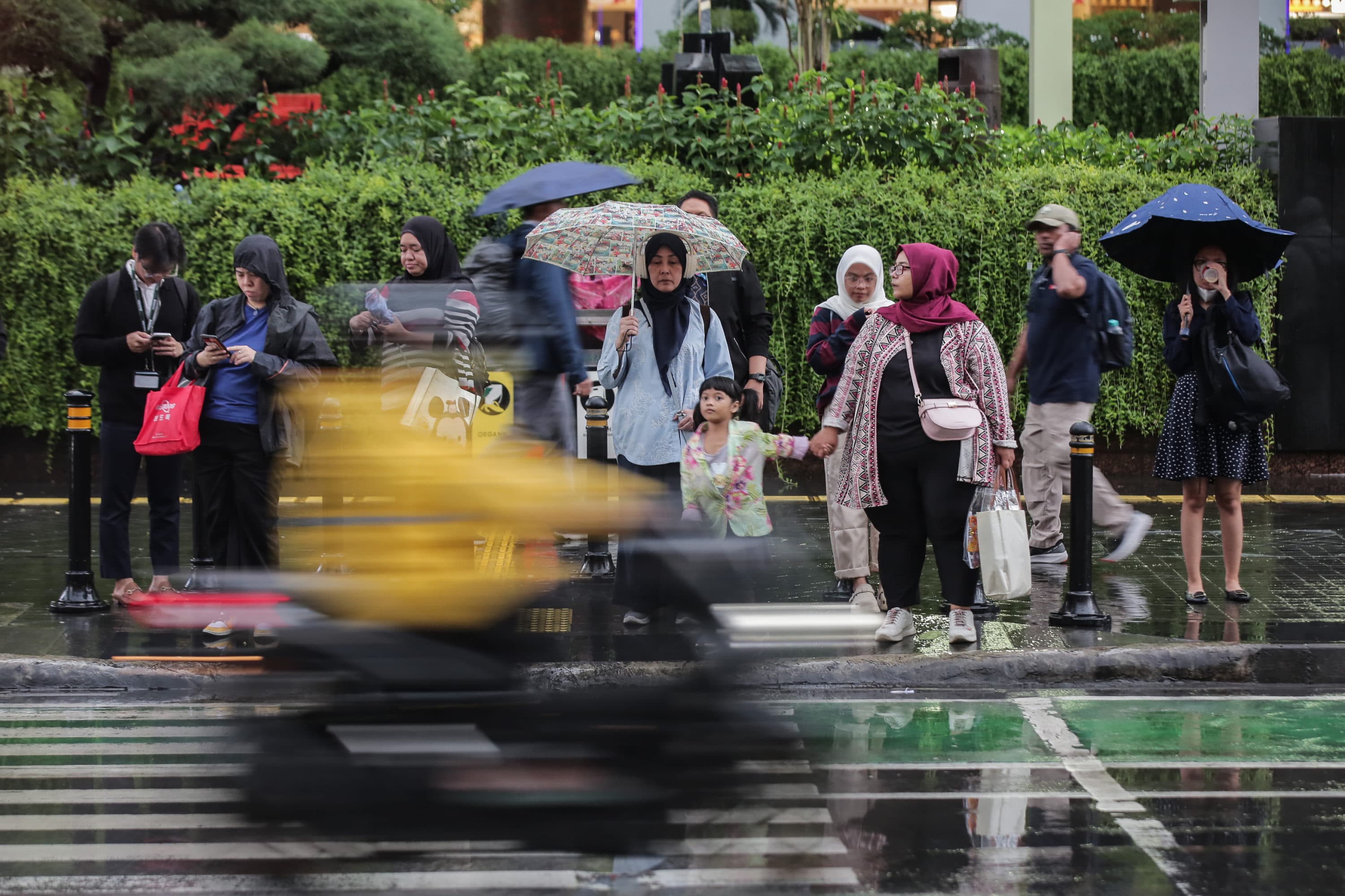 Sebagian Besar Wilayah Indonesia Berpotensi Hujan Ringan Hari Ini