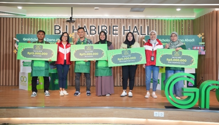 Jelang Akhir Tahun, Grab Telah Salurkan 1 Juta Dolar untuk 33 Ribu Pelaku Sektor Transportasi dan UMKM