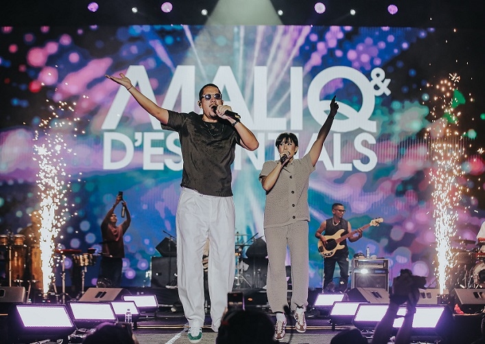 Maliq & D'Essentials Bikin Romantis Malam Syahdu Akurat Fest 2024