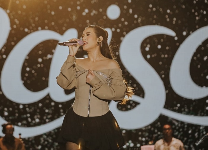 Lewat Lagu Si Paling Mahir, Raisa Titip Pesan Ini Buat Penonton Akurat Fest 2024