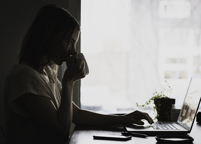 Menurut Psikologi, 7 Perilaku Ini Sering Ditunjukkan Orang yang Merasa Bosan Saat Pensiun