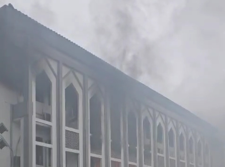 Gedung Rektorat UIN Syarif Hidayatullah Jakarta Kebakaran, Begini Kronologinya!