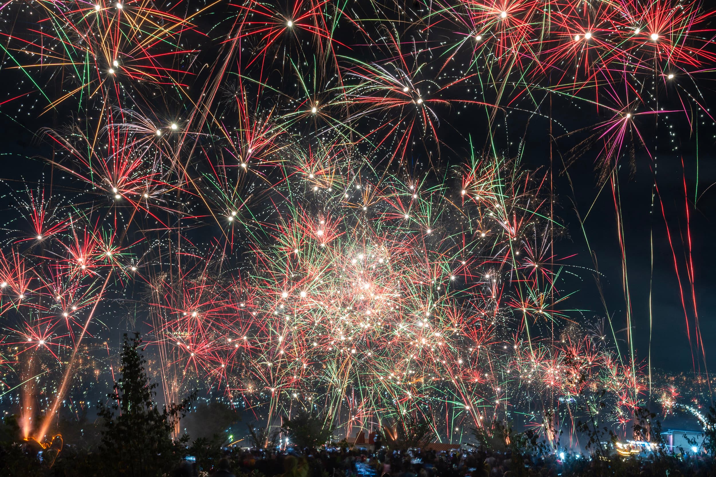 25 Ucapan Selamat Tahun Baru untuk Orang Terkasih dan Tersayang