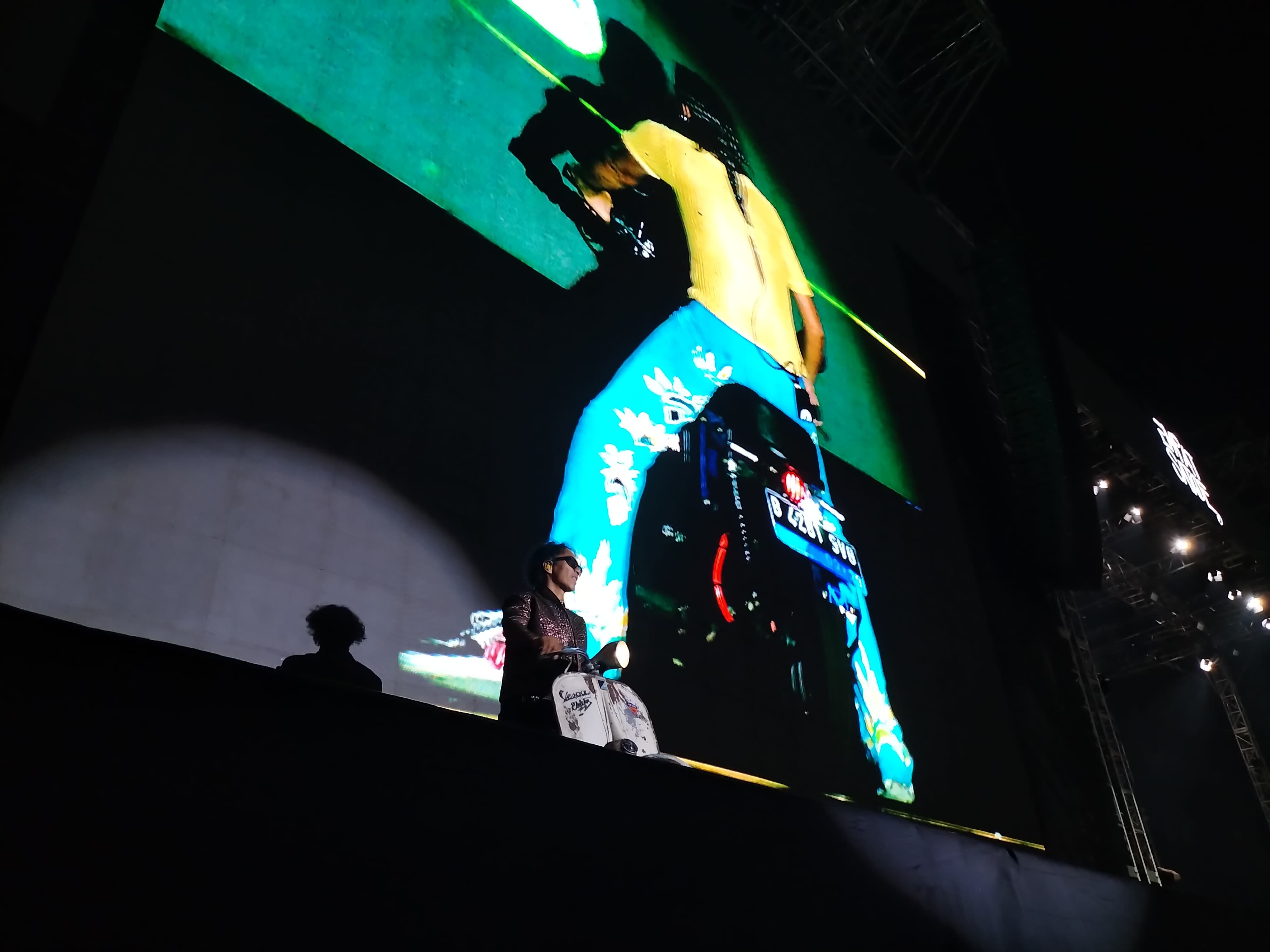 Slank Sukses Gelar Konser 41 Tahun, Naik Vespa Jadi Sorotan