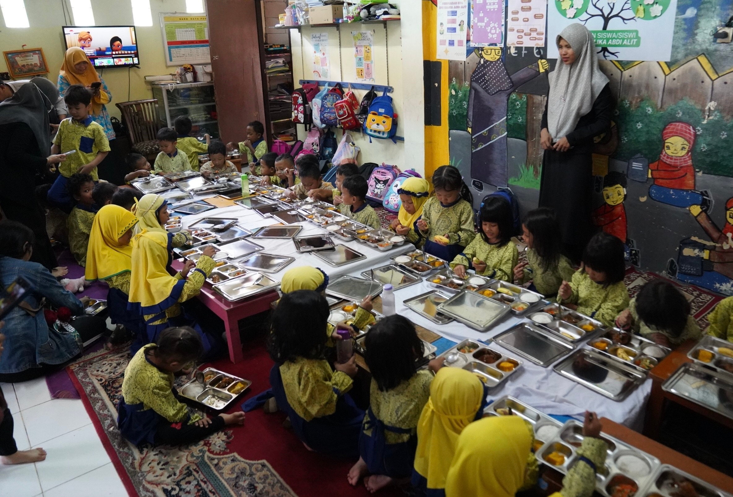 Wali Murid Anak Berkebutuhan Khusus Akui Sangat Terbantu dengan Program MBG