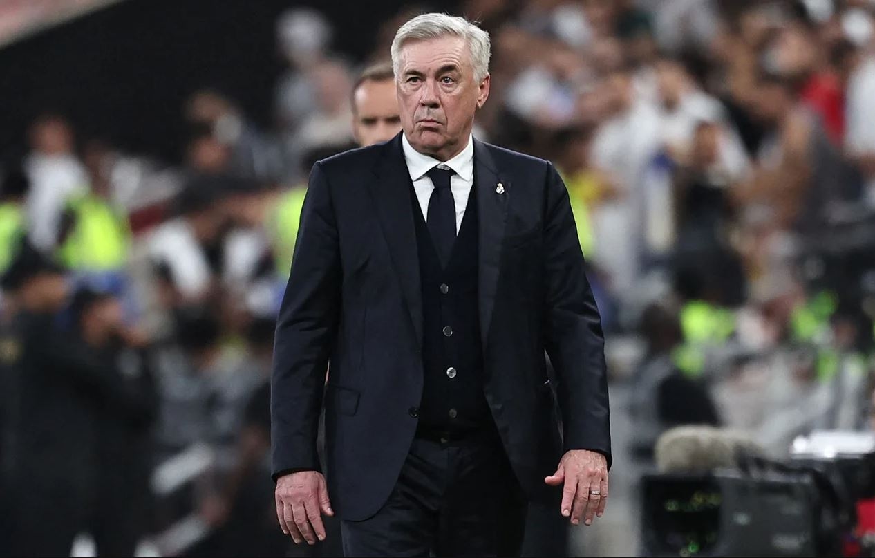 Ditanya Soal Izin Bermain Dani Olmo dan Pau Victor, Carlo Ancelotti Menolak Berkomentar