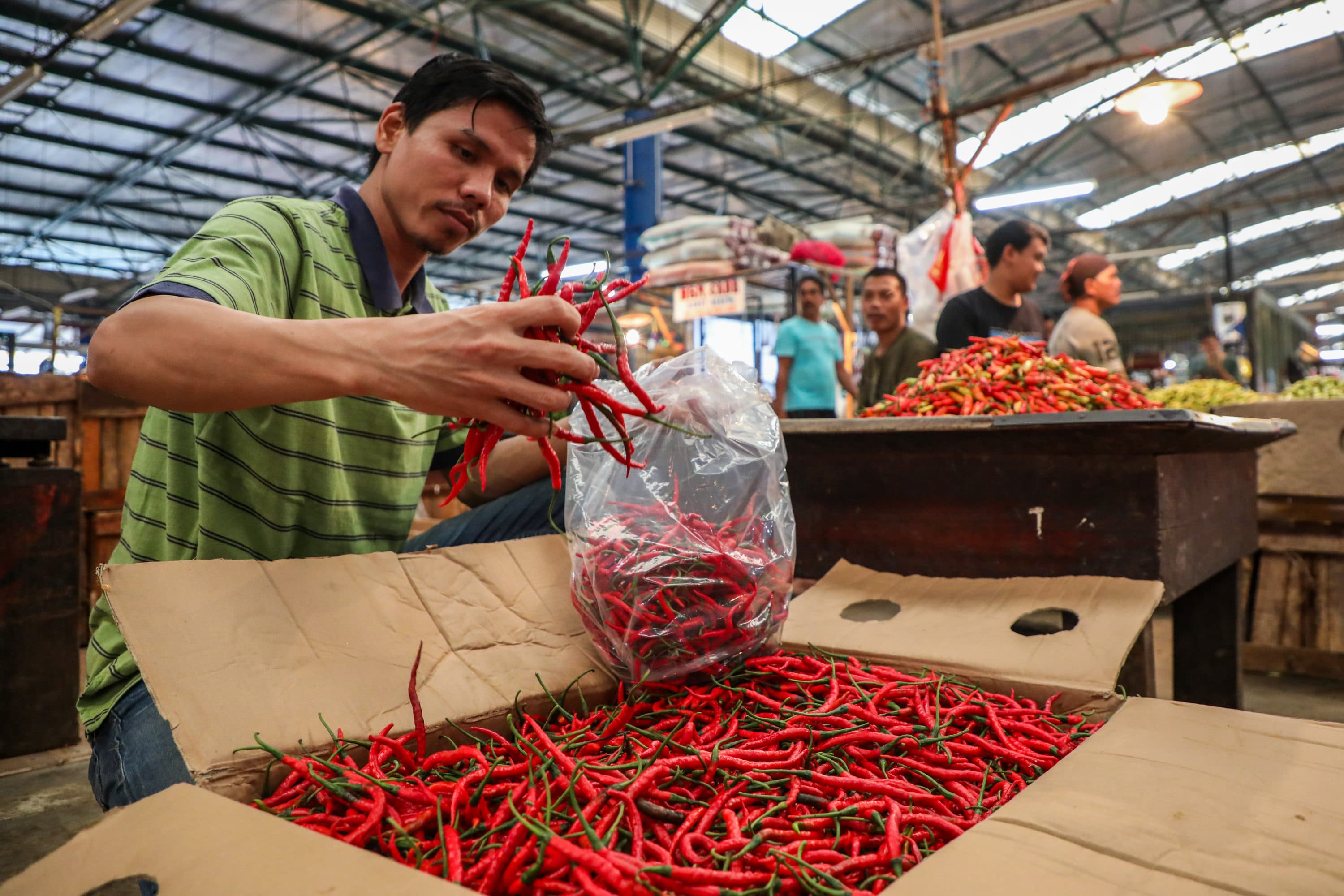 Pemerintah Siap Beri Sanksi Pengusaha yang Menaikkan Harga Bahan Pangan di Atas HET