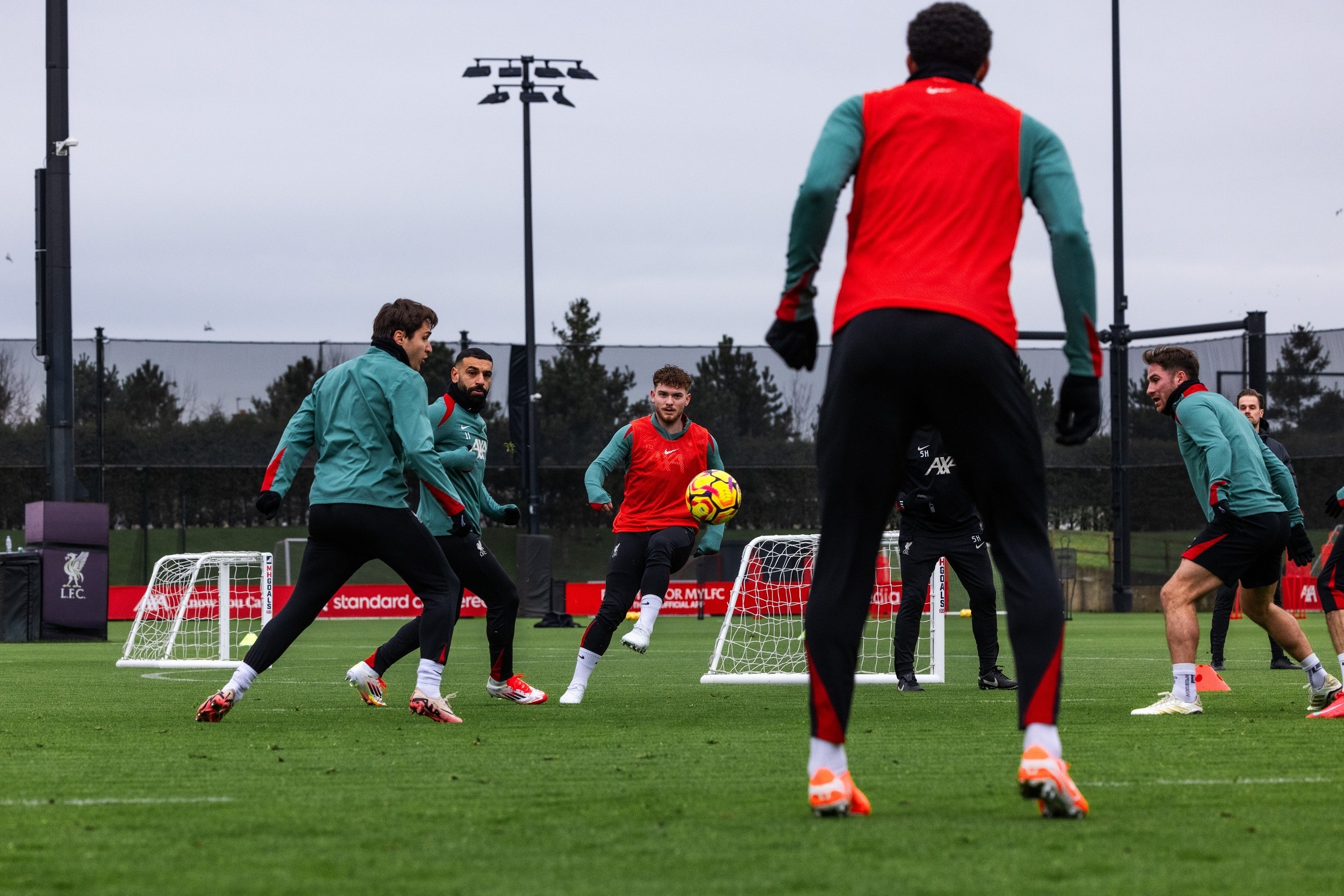 Prediksi Susunan Pemain Nottingham vs Liverpool: The Reds Pasang 4-3-3 Andalkan Jota-Diaz-Salah