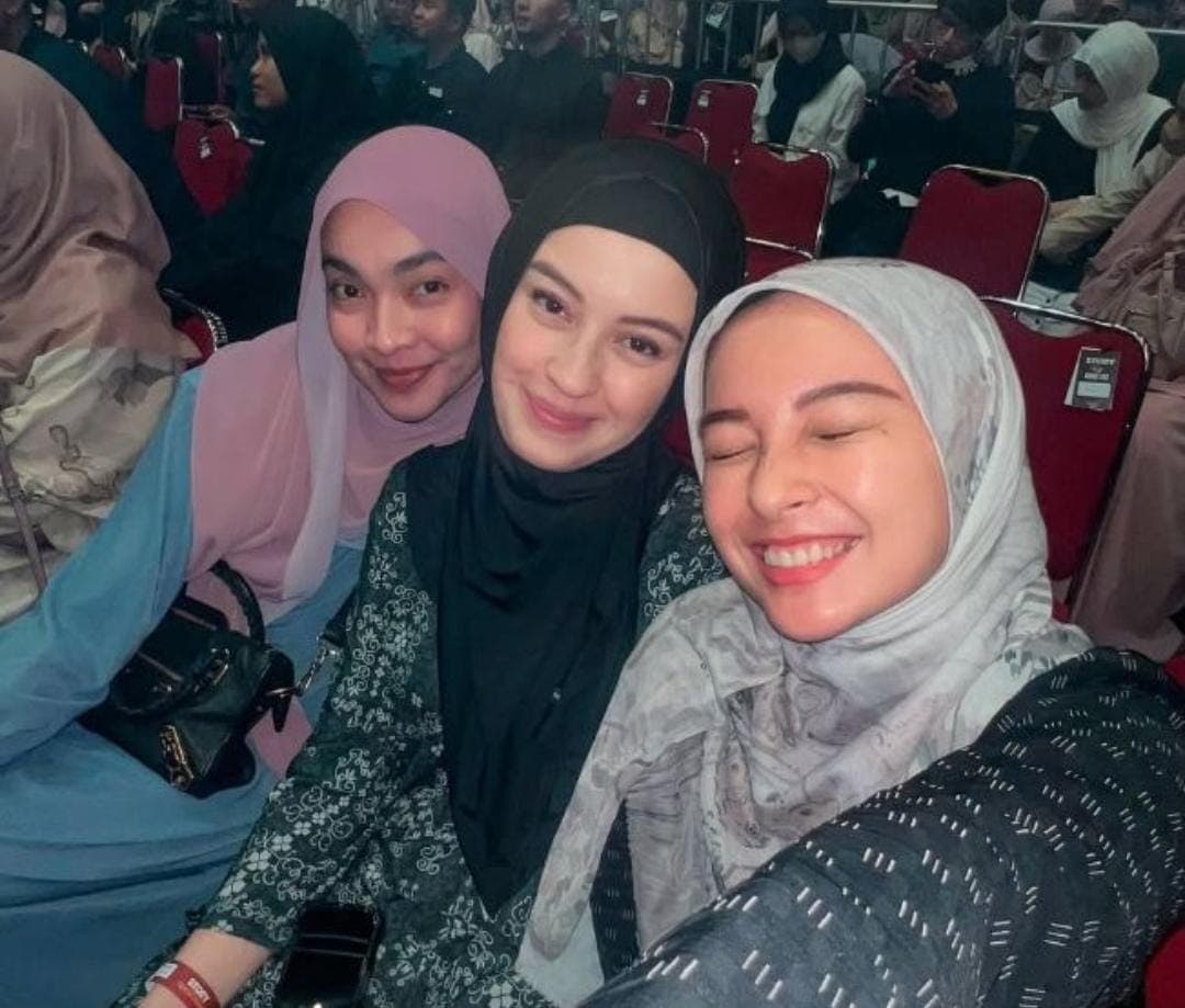 Ingin Pakai Hijab Tapi Kegerahan, Kimberly Ryder Langsung Ingat Neraka
