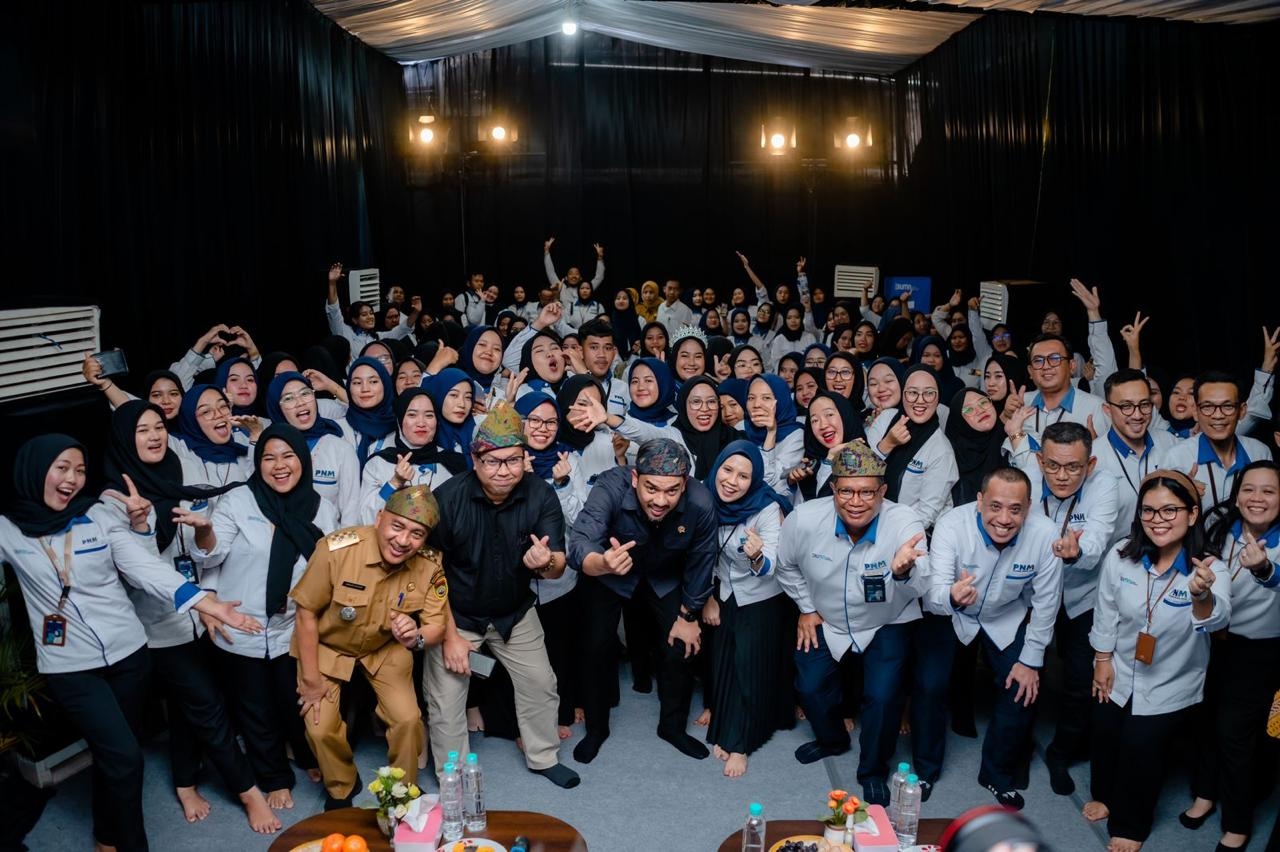 Menteri UMKM Motivasi Account Officer PNM Palembang: Garda Terdepan Ekonomi Negara