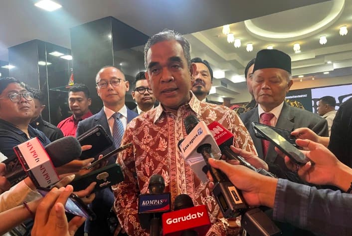 Ahmad Muzani Cerita Megawati Titip Minyak Urut untuk Prabowo