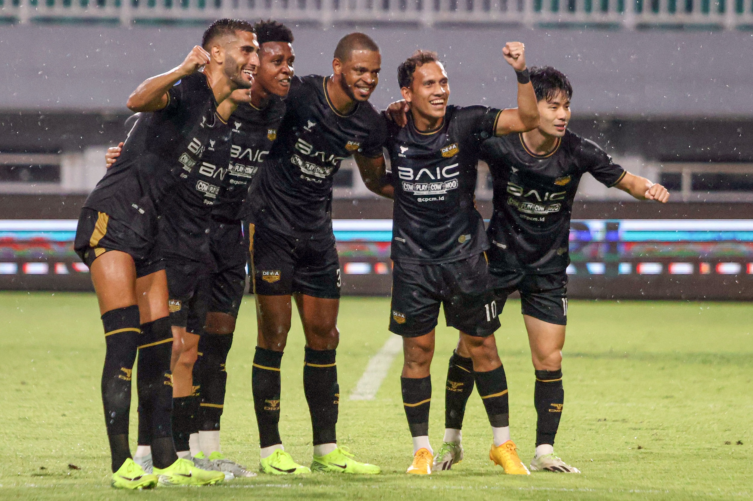 Dewa United vs PSM Makassar: Alex Martins Hattrick, Anak Dewa Comeback Tundukkan Juku Eja