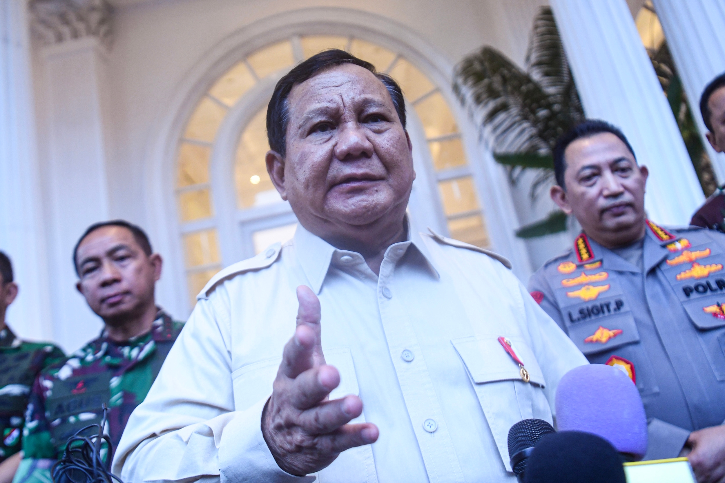 Presiden Prabowo Pimpin Sidang Perdana DPN dan Beri Pengarahan ke Komandan Satuan TNI di Istana Bogor