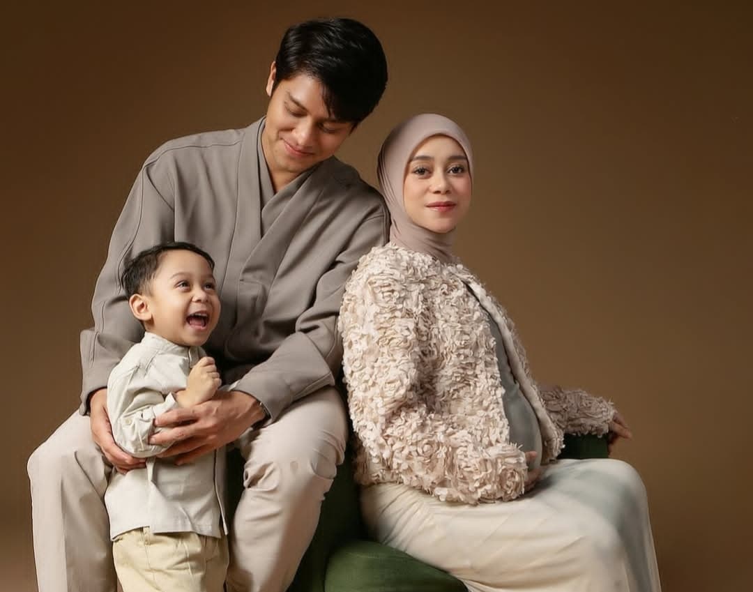 Lesti Kejora Umumkan Kehamilan Anak Ketiga, Rizky Billar: Doakan Lancar, Dokter Sudah Kasih Lampu Hijau