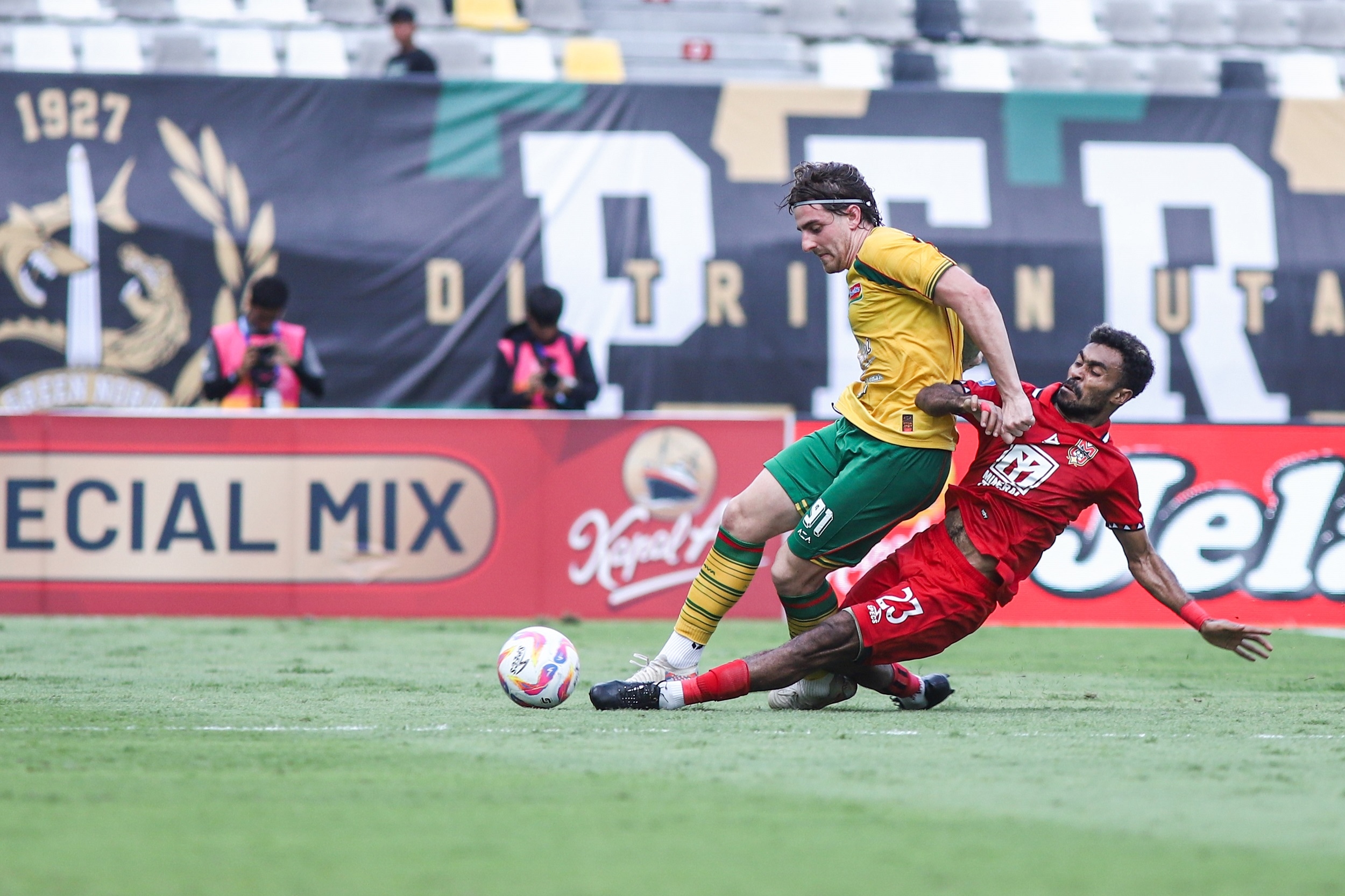 Yance Sayuri tak Mau Malut United Pulang Hampa dari Kandang Semen Padang Sore Ini