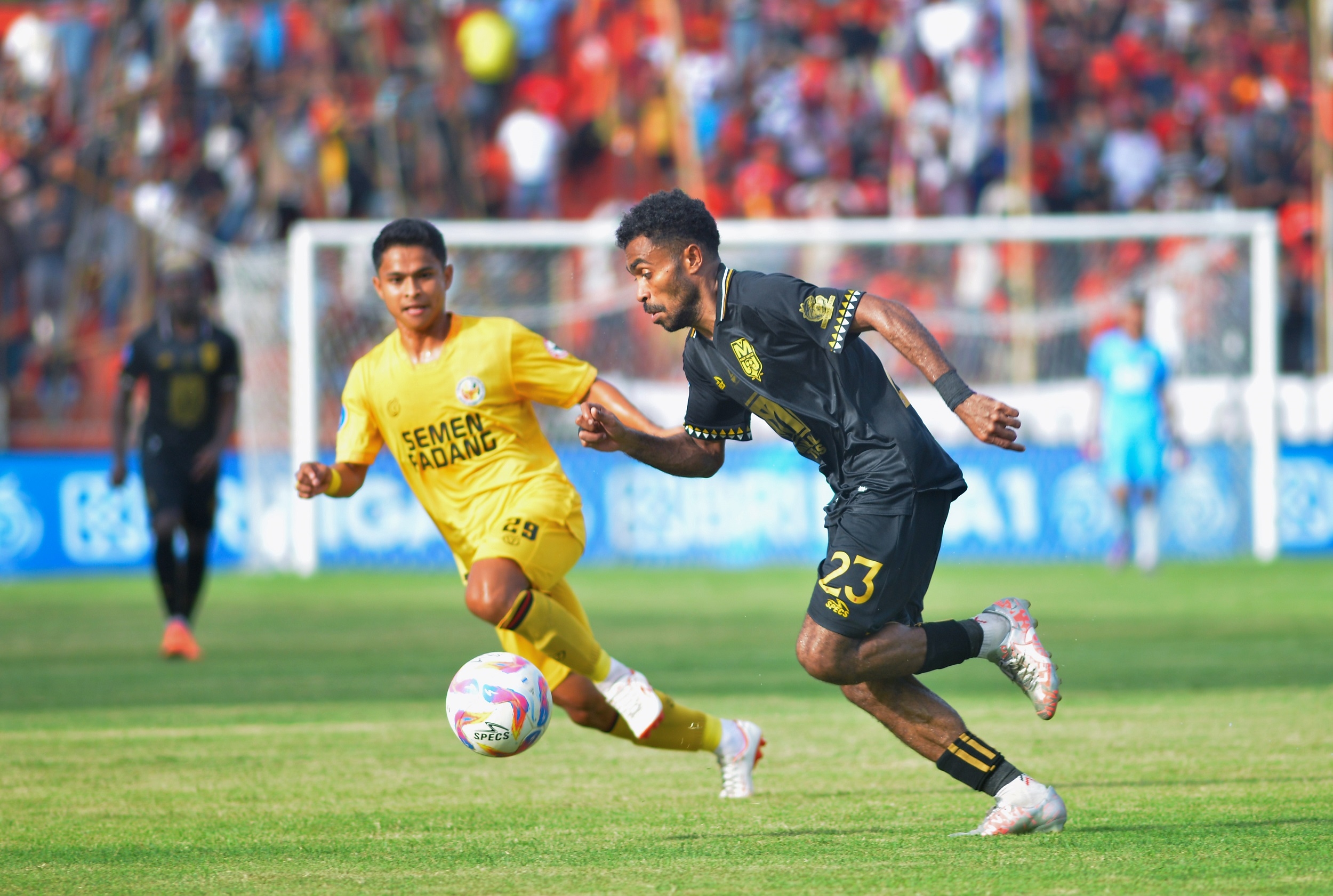 Semen Padang vs Malut United: Timnya Curi Satu Poin, Imran Nahumarury Anggap Hasil yang Adil