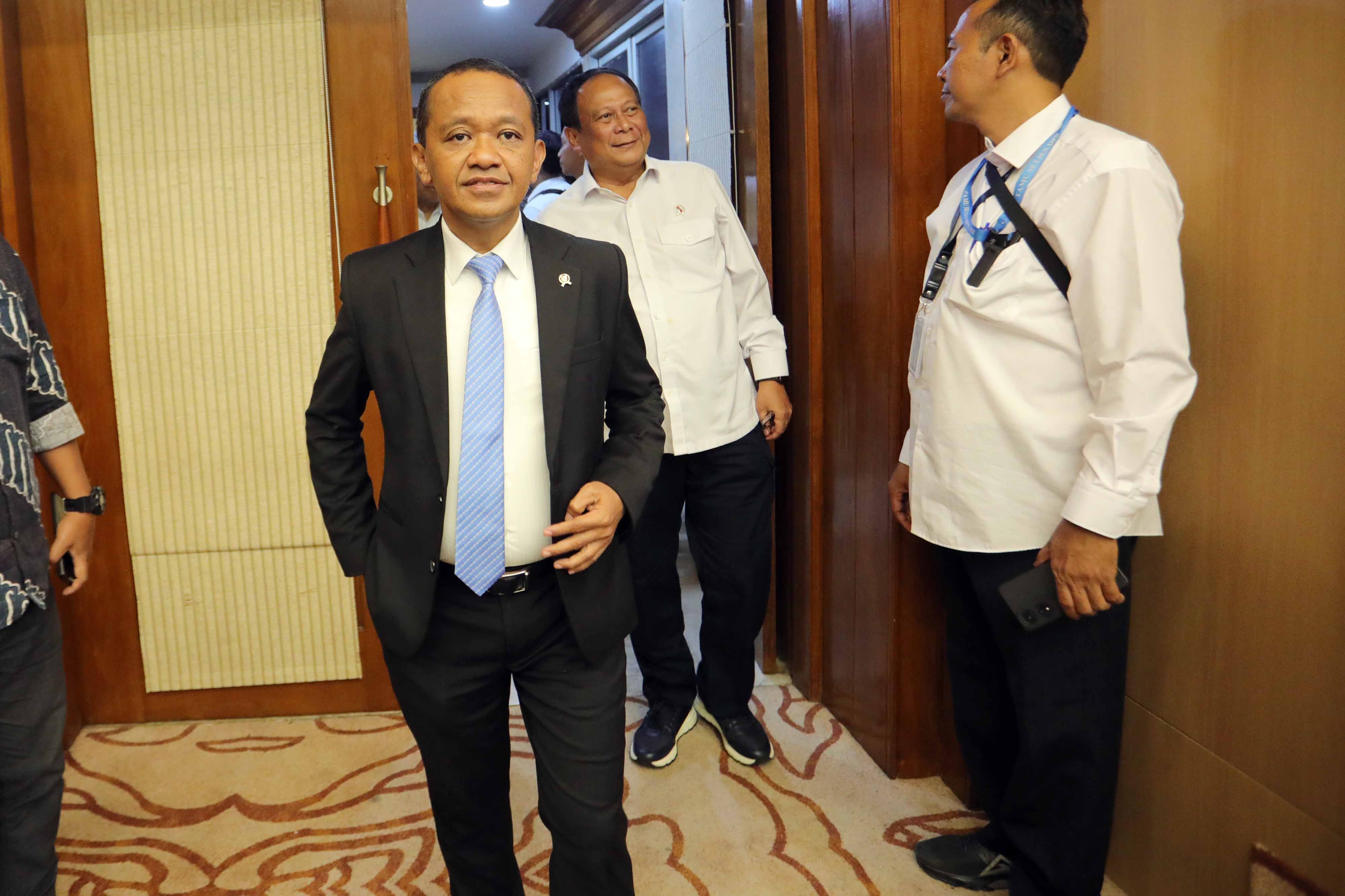 RI Bakal Bangun Fasilitas Penyimpanan Minyak di Pulau Nipa