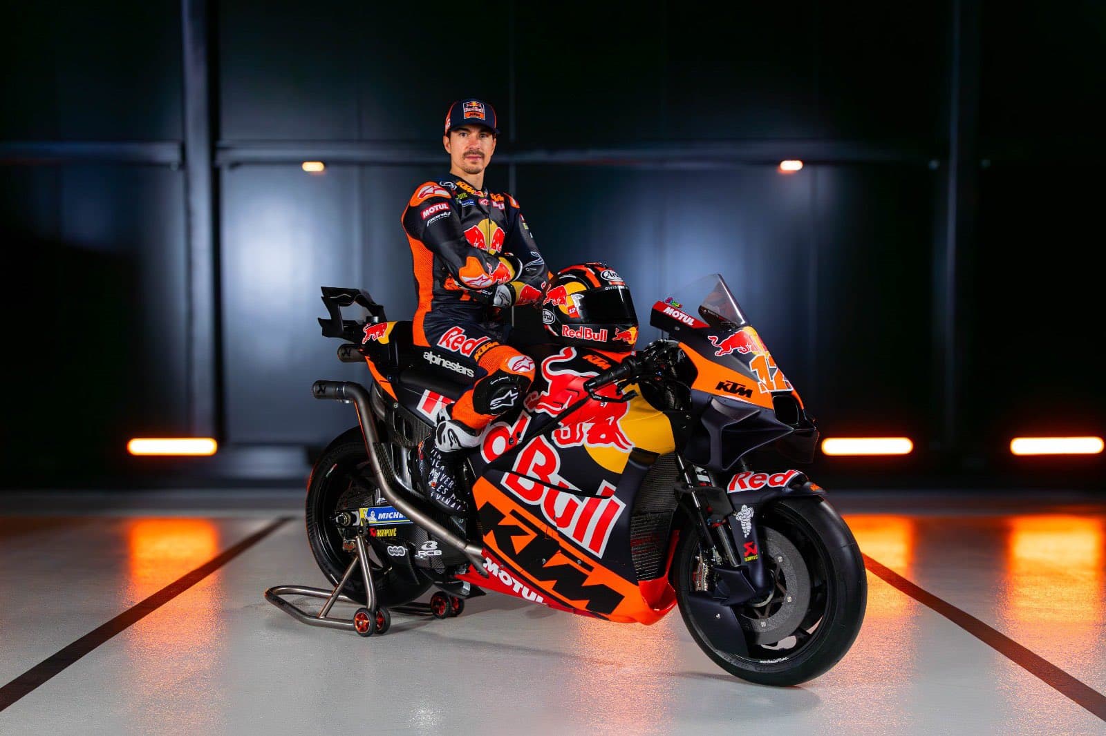 Pendatang Baru di KTM, Maverick Vinales Merasa Terbantu dengan Keberadaan Dani Pedrosa