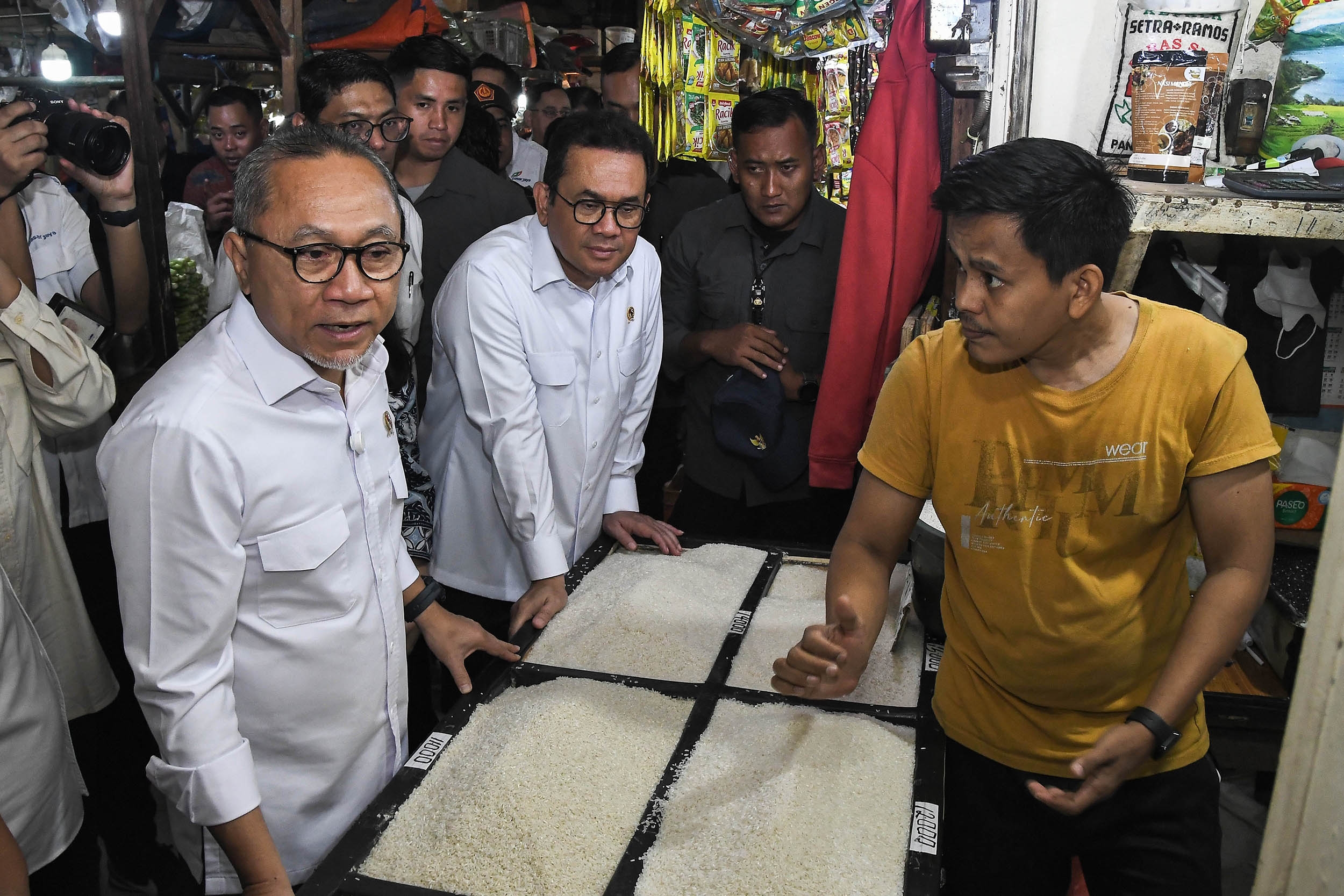 Kemendag Sita Barang Impor Ilegal Rp8,3 Miliar, Diduga dari China