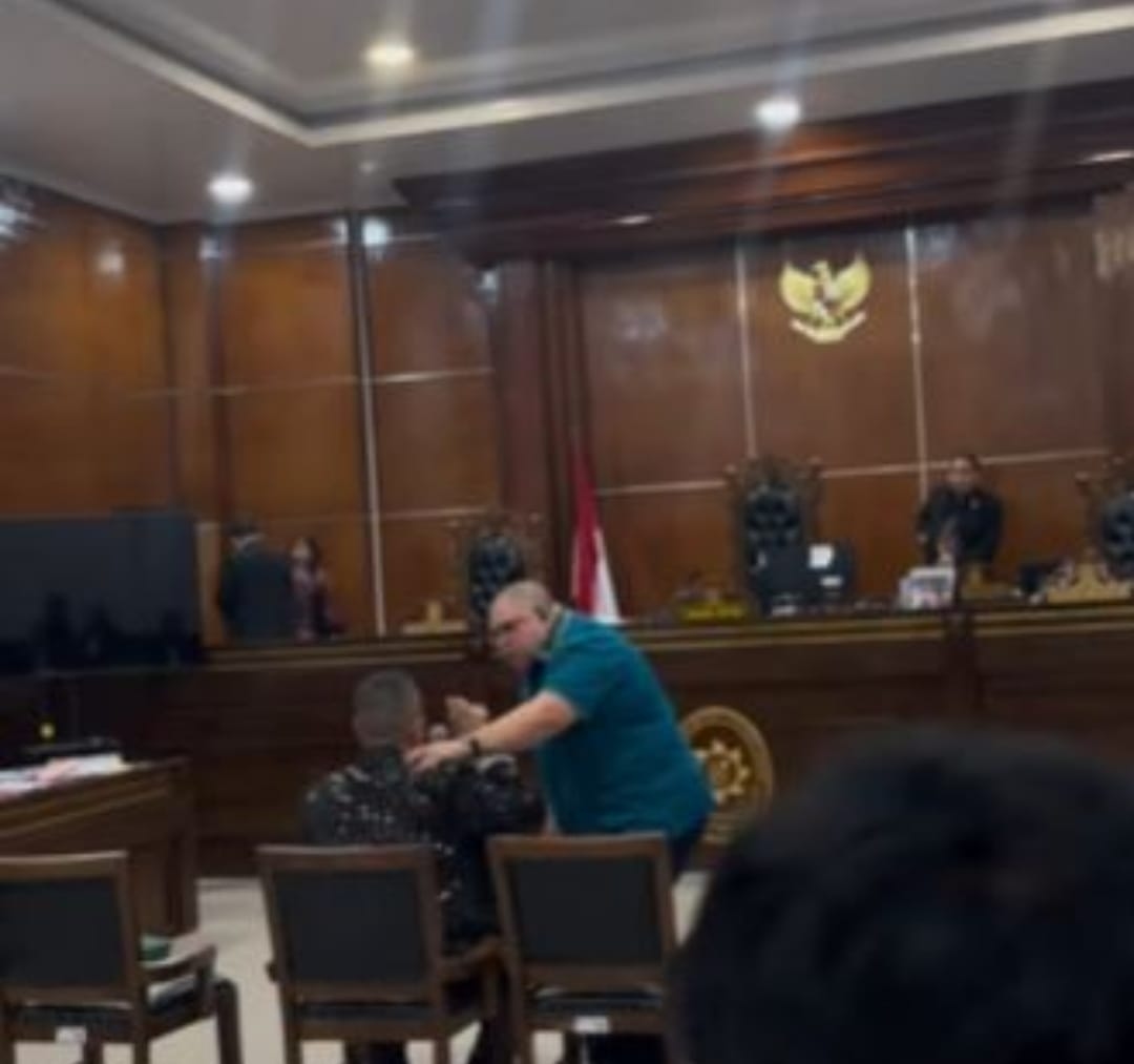 Diserang, Hotman Paris Laporkan Razman Arif Nasution dan Pengacaranya ke Mahkamah Agung