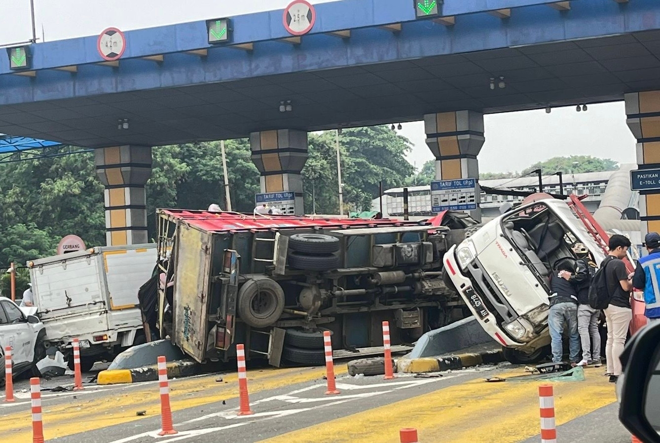 Kecelakaan Akibat Truk Obesitas dan Rem Blong Tak Kunjung Ada Solusi dari Pemerintah