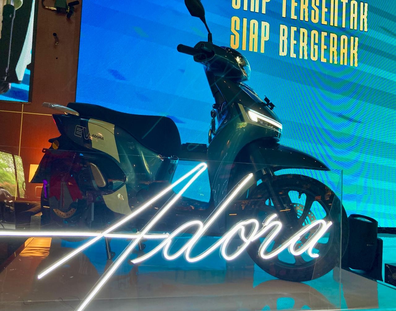 Indomobil Group Luncurkan Indomobil Emotor, Perkenalkan Adora sebagai Motor Listrik di Indonesia