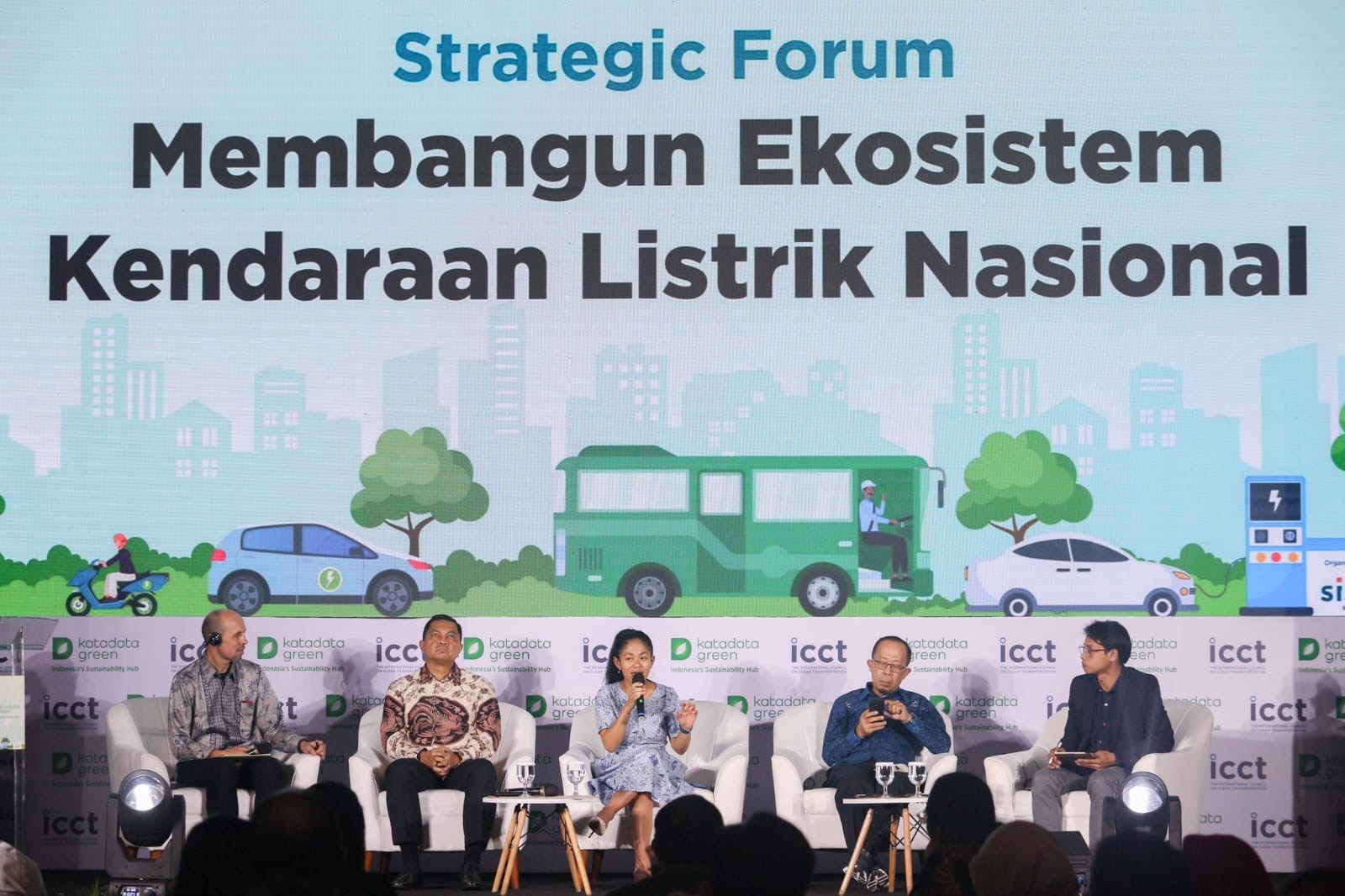 ICCT Ungkap Strategi Indonesia Bebas Impor BBM: Peta Jalan Menuju Nol Emisi