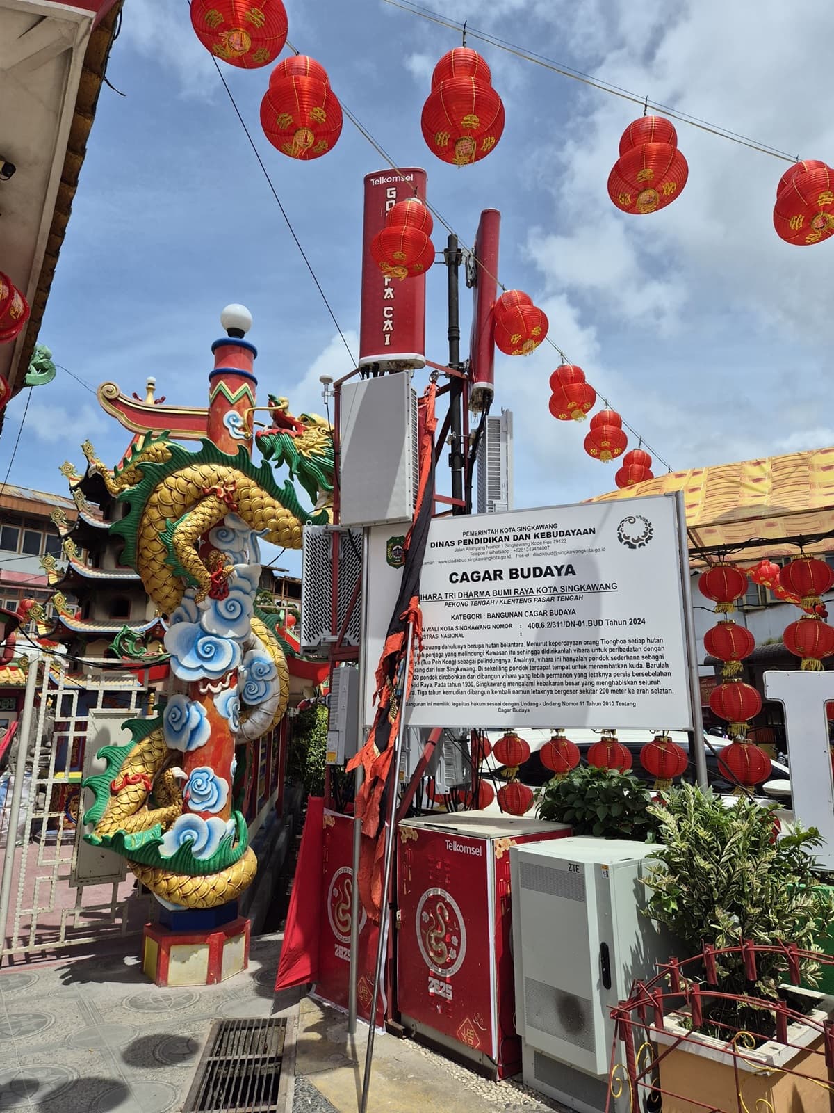 Jaringan dan Layanan Berkualitas Telkomsel Selama Perayaan Cap Go Meh di Kota Singkawang dan Pontianak