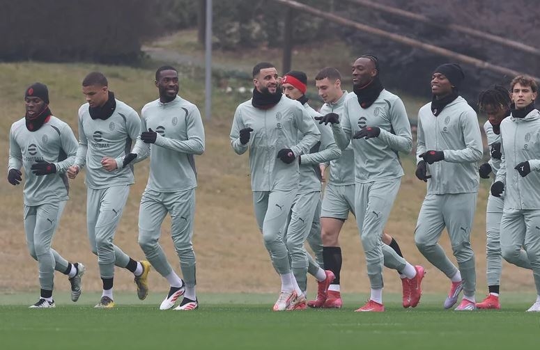 Prediksi Susunan Pemain Feyenoord vs AC Milan: Joao Felix dan Santiago Gimenez Starter