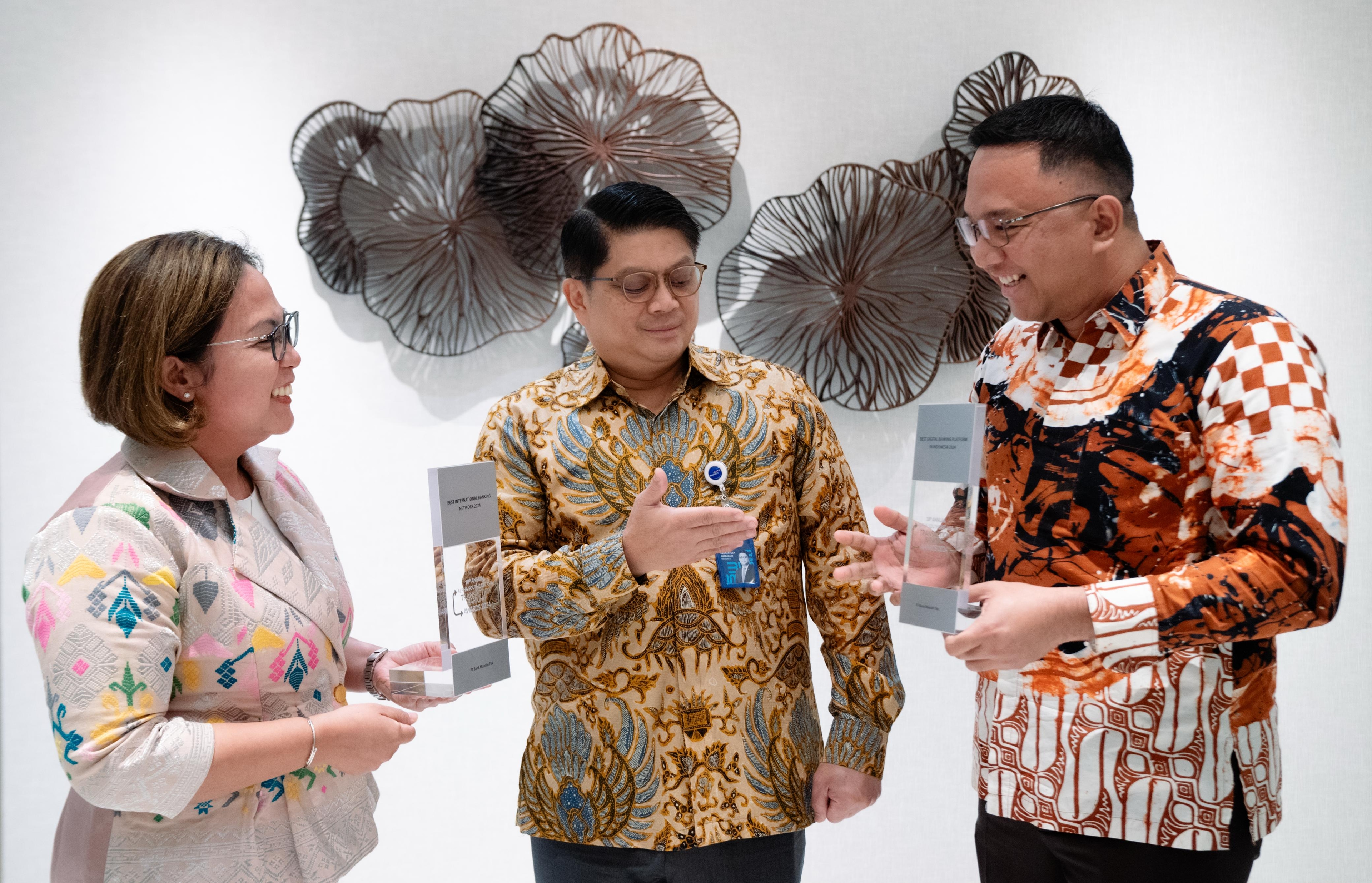 Inovasi Berkelanjutan, Bank Mandiri Sabet Dua Penghargaan Alpha SouthEast Asia 2024