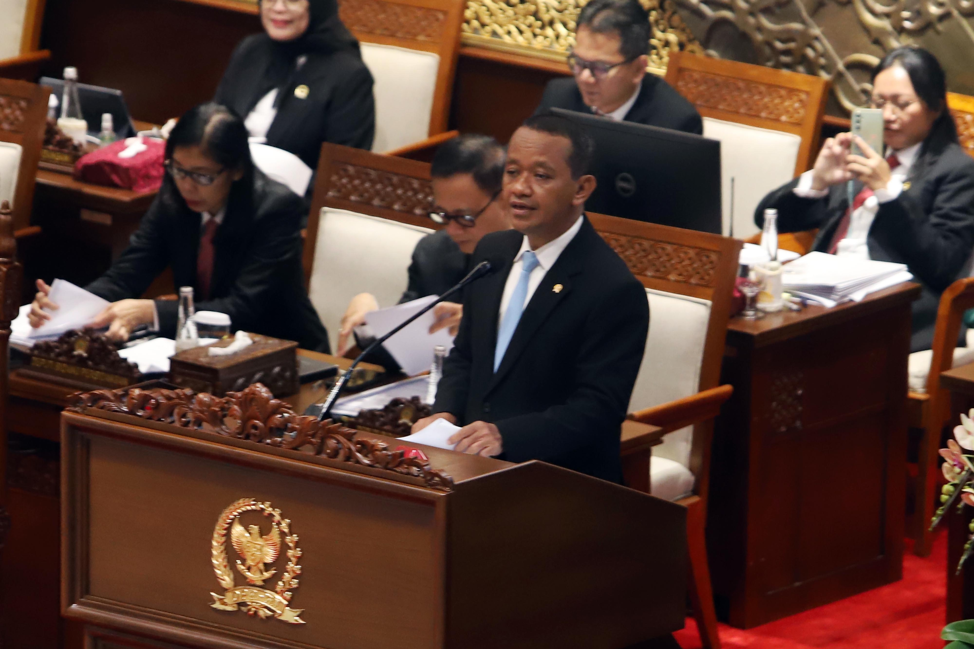 Pemerintah Percepat Hilirisasi, Bangun Kilang Minyak Berkapasitas 1 Juta Barrel per Hari